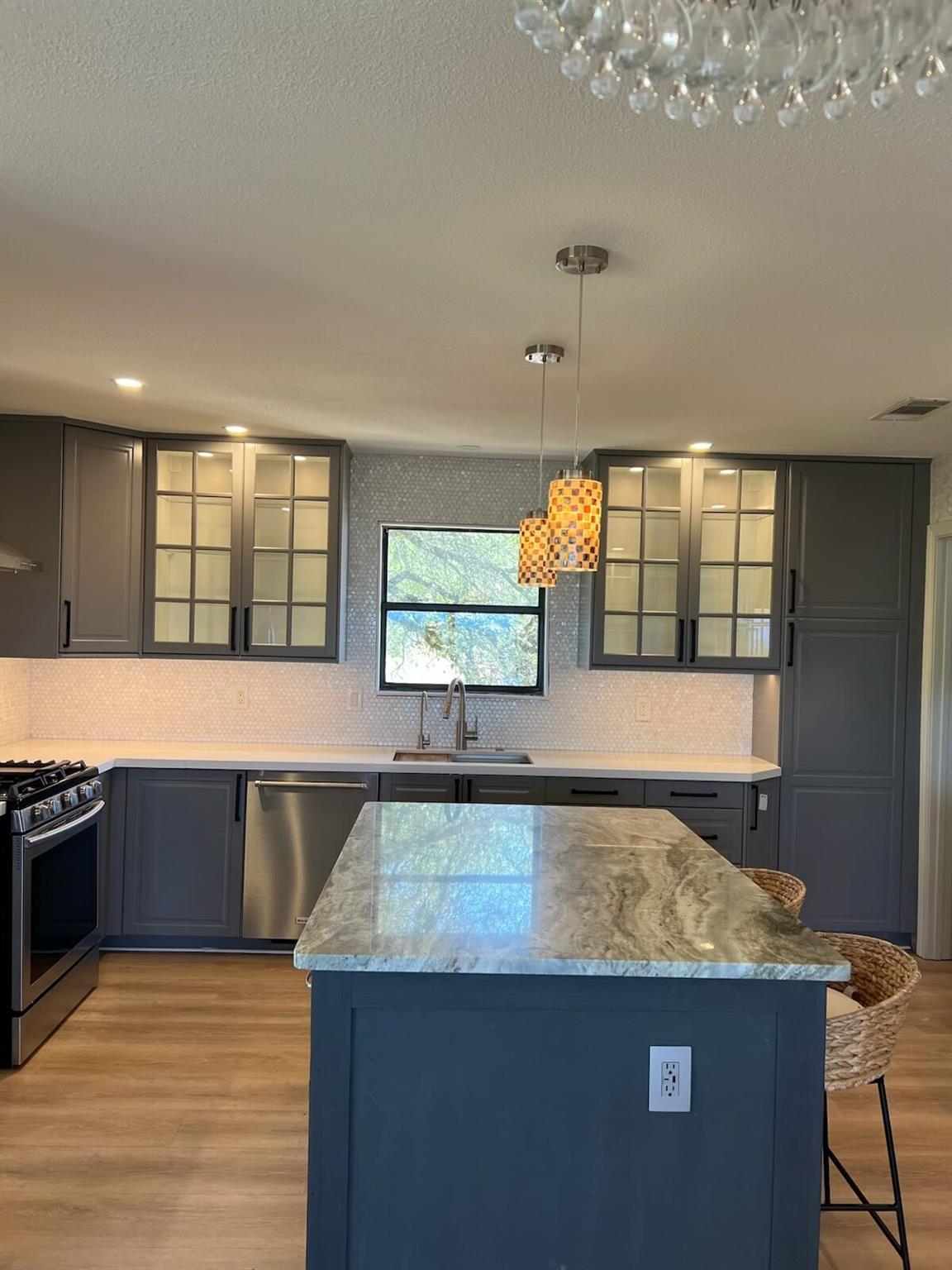 400 Ronay DR — photo 4
