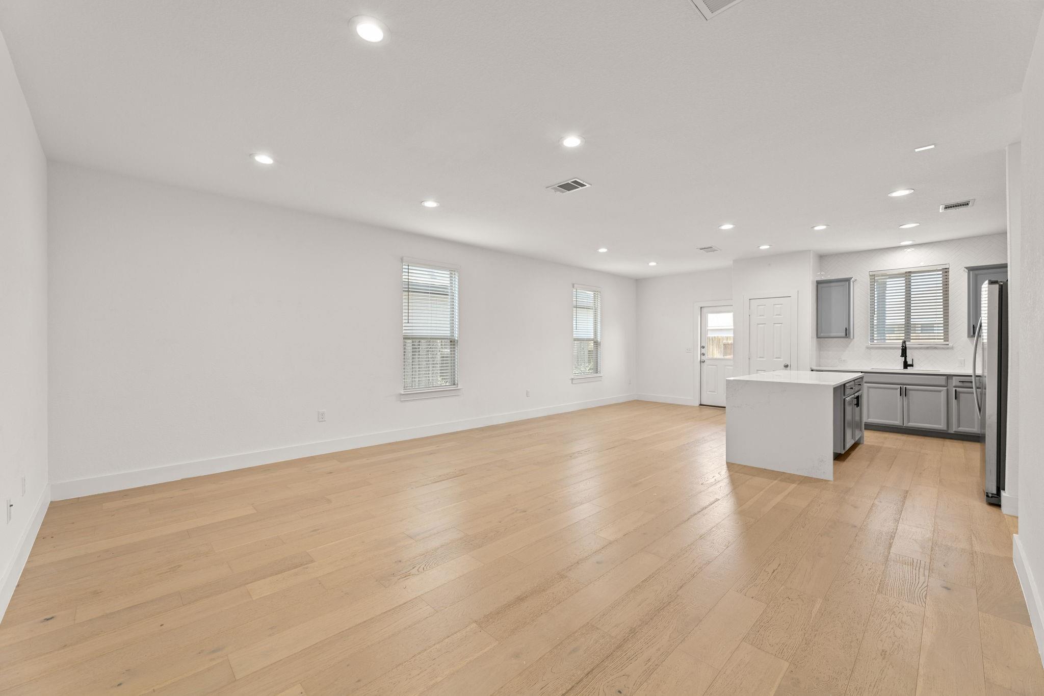 322 Bonnet BLVD — photo 3