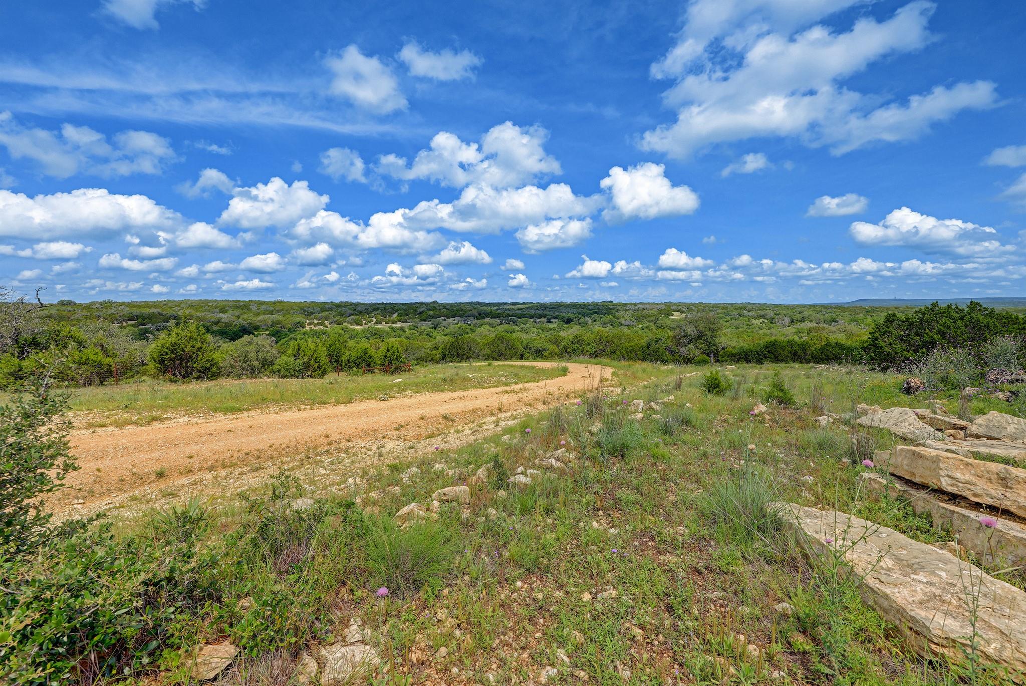 19131 Wolfridge 273 Ranch RD — photo 4