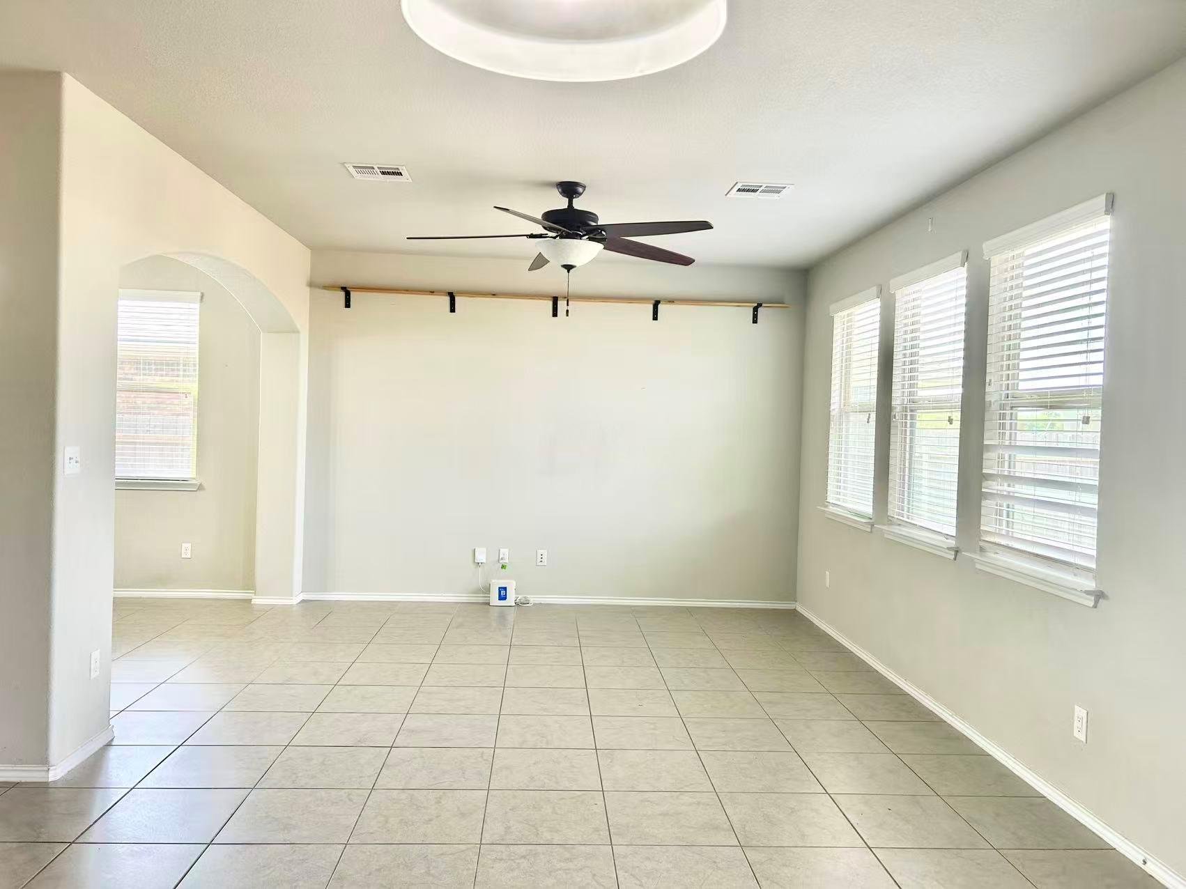17612 Bridgefarmer BLVD — photo 3