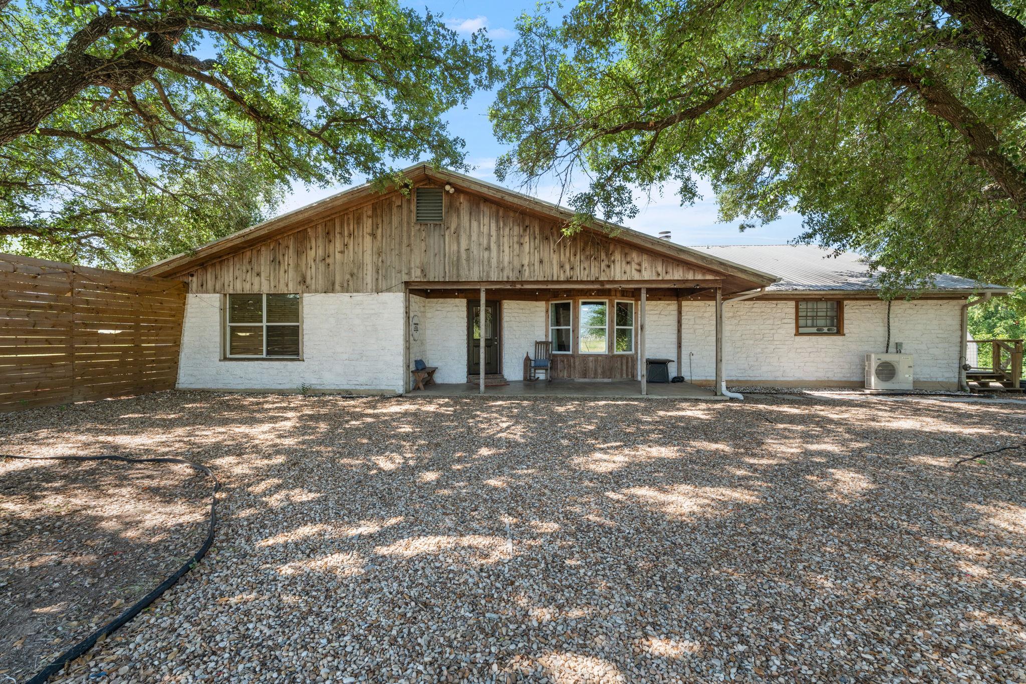 1421 Fm 1660 — photo 3