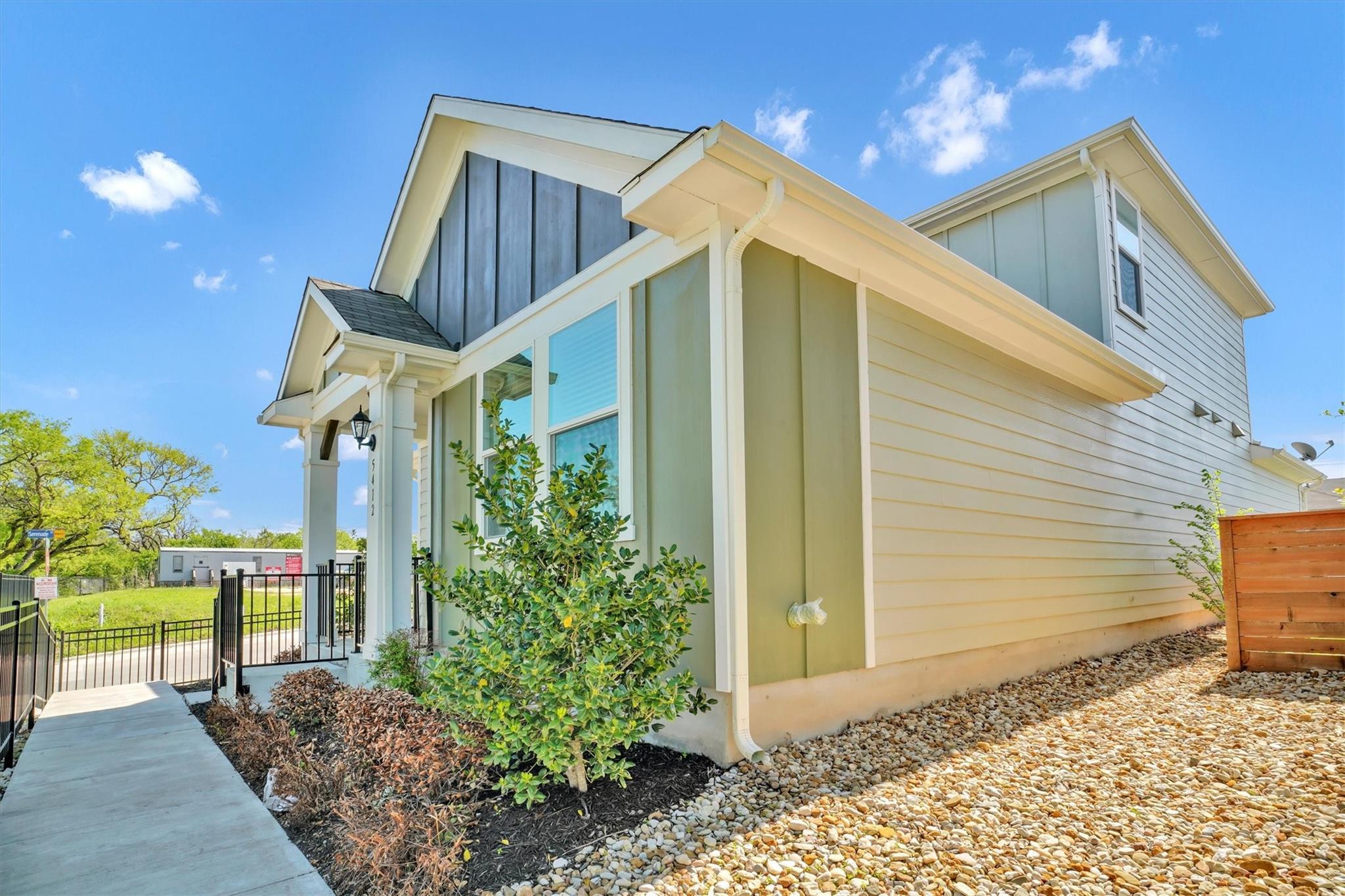 5412 Golden Canary LN — photo 3