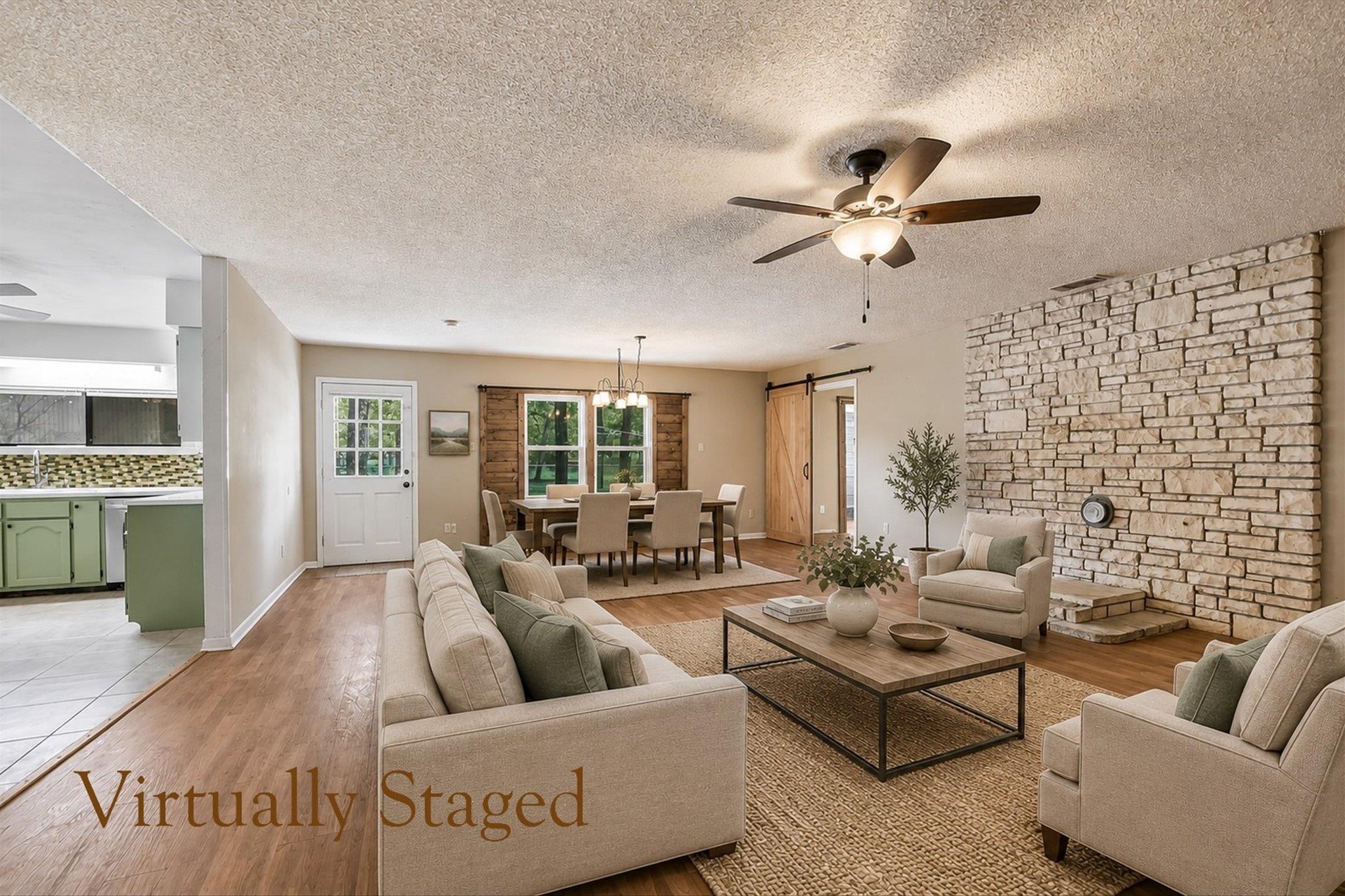 2808 Kings Circle DR — photo 3