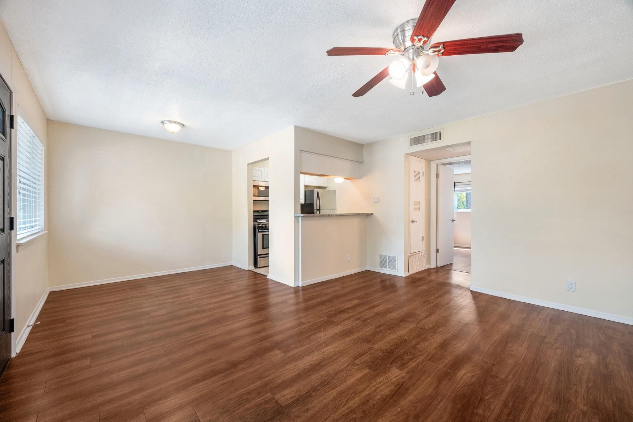 1202 Newning Ave #208 — photo 4