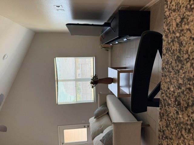 518 Luna Vista DR — photo 3