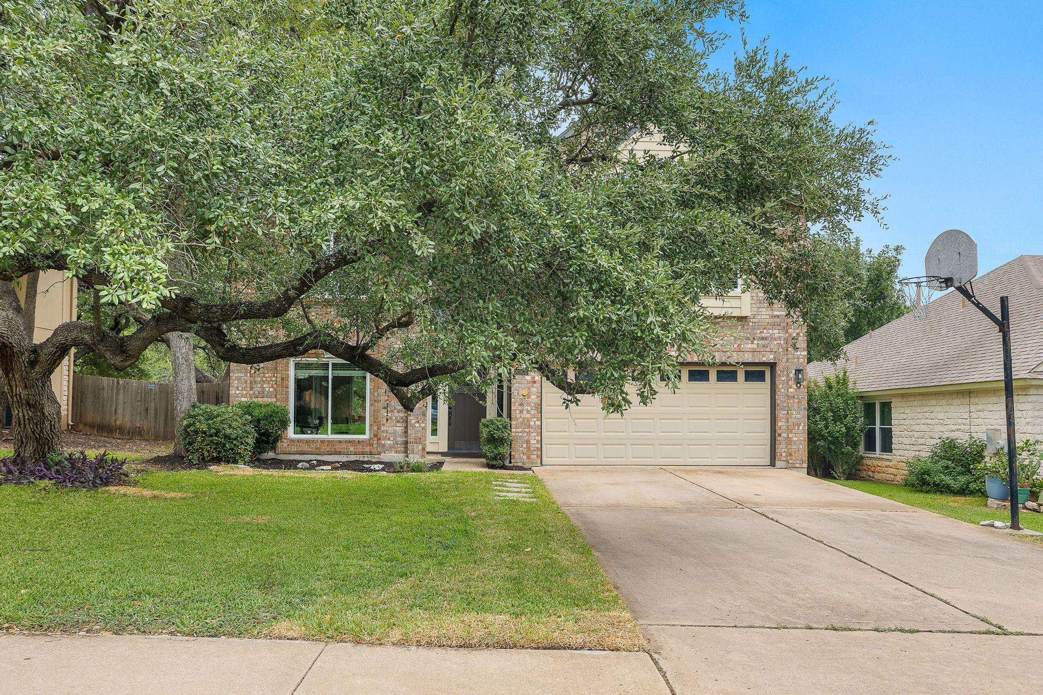 8005 Doe Meadow DR — photo 3