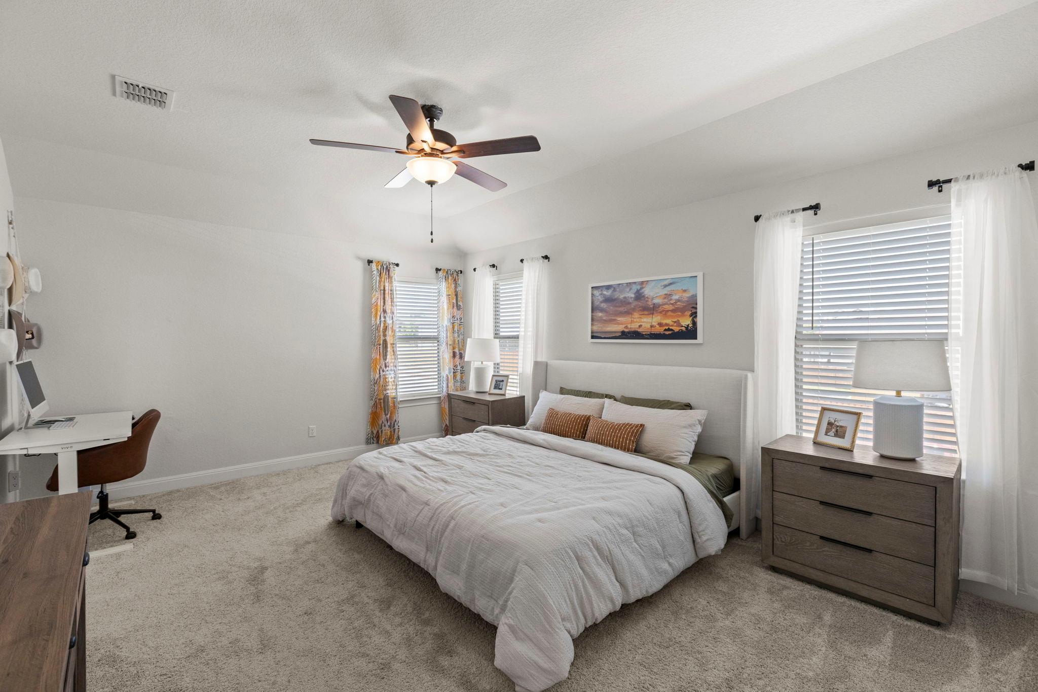330 Purple Heart DR — photo 4