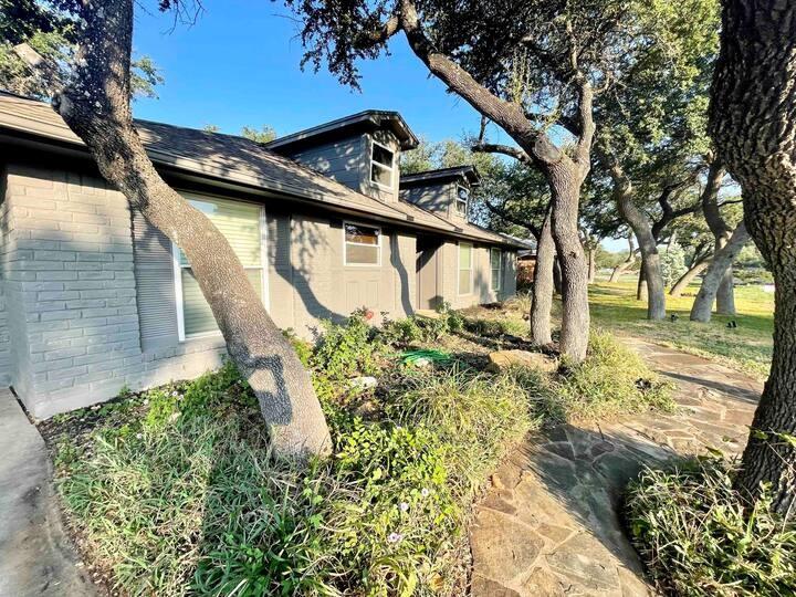13106 Villa Park DR — photo 3