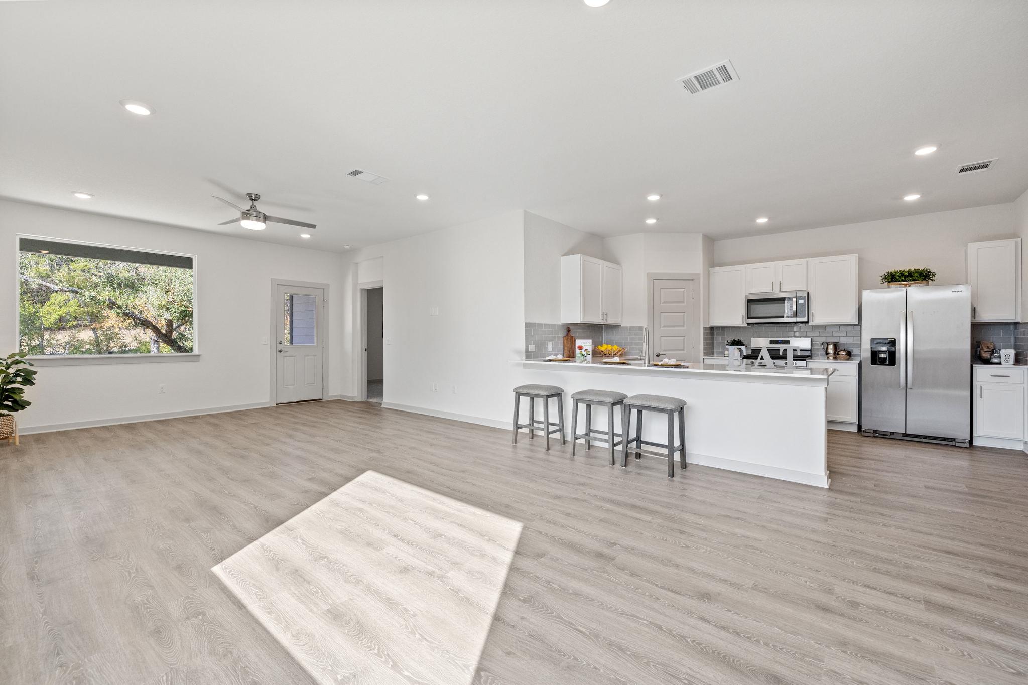212 Florenz LN — photo 5