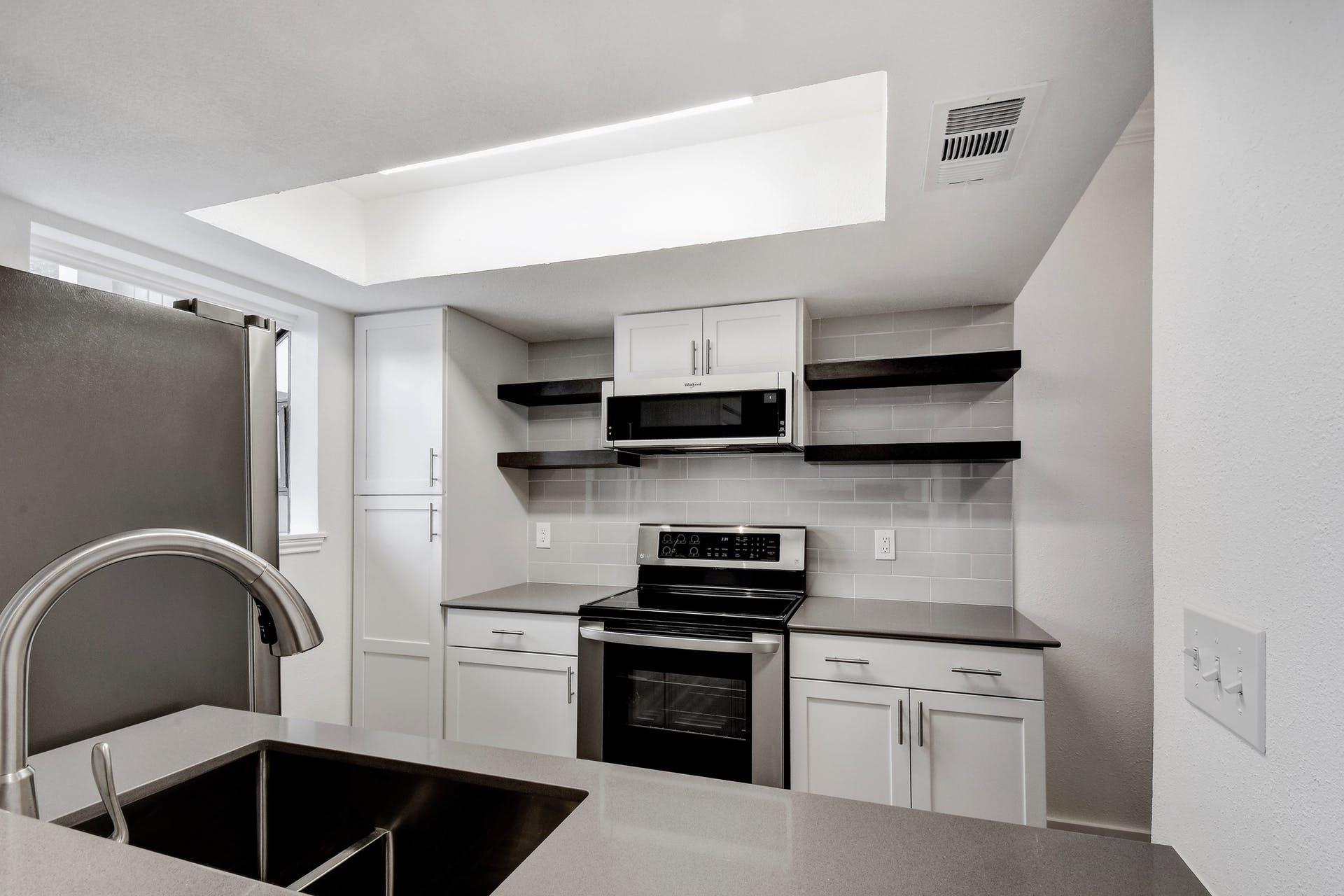 3840 Far West BLVD #215 — photo 3
