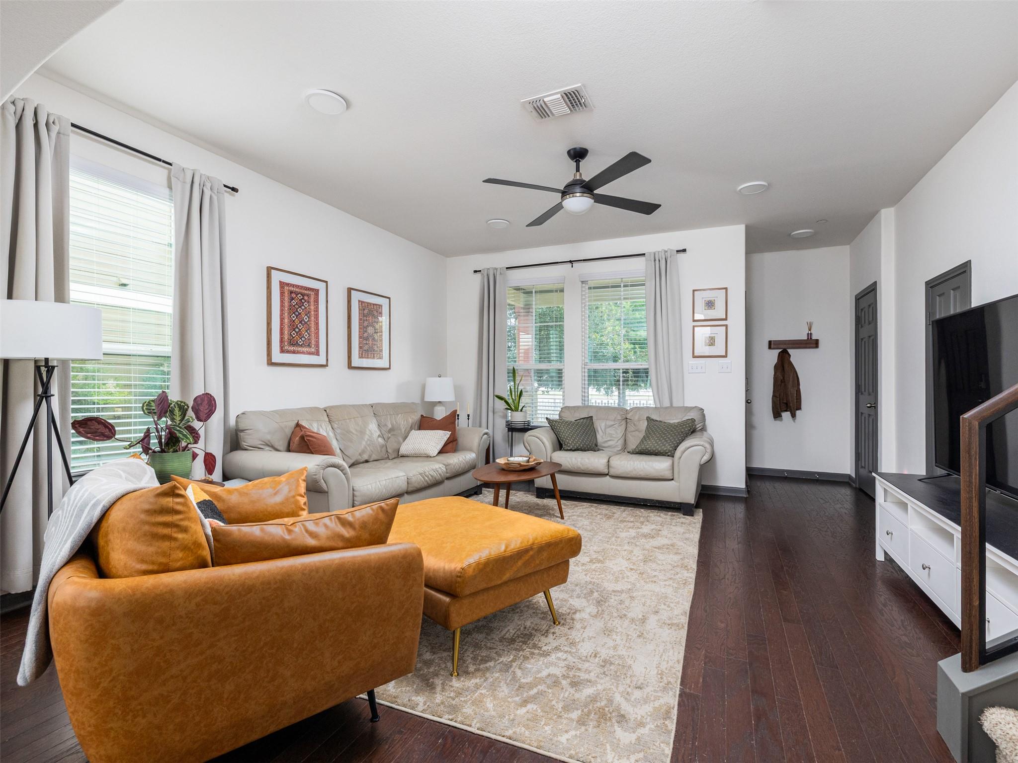 532 Lookout Tree LN — photo 5