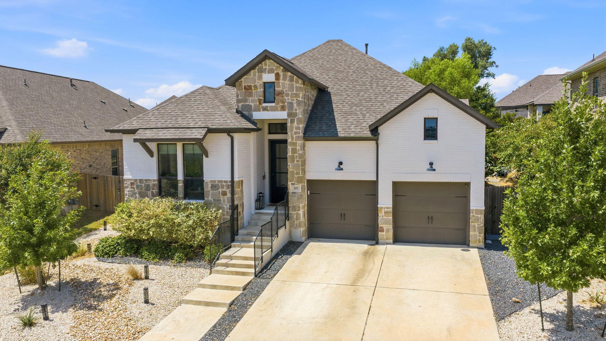 301 Carpenter Hill DR — photo 3