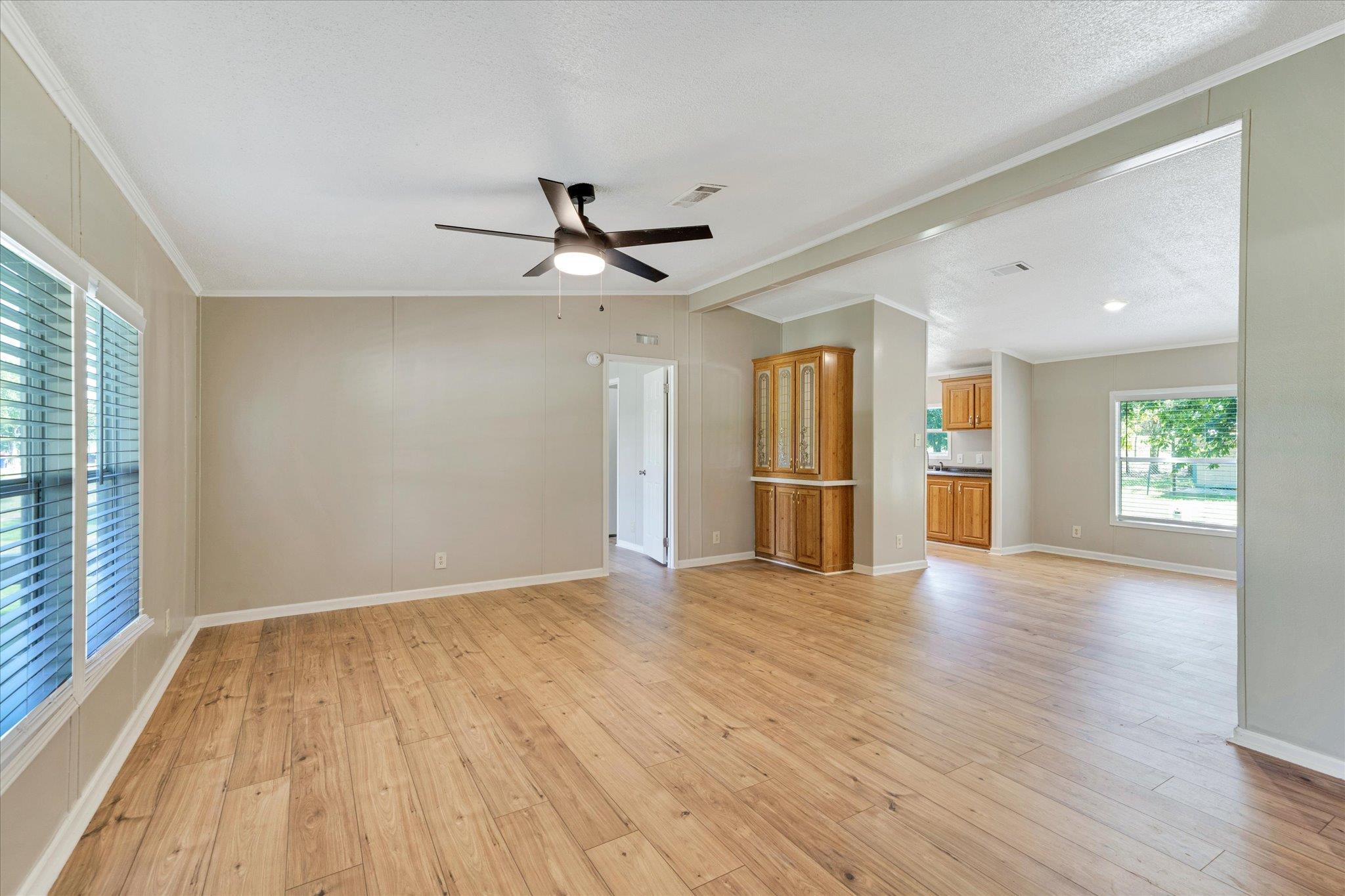 345 Fm 671 — photo 5