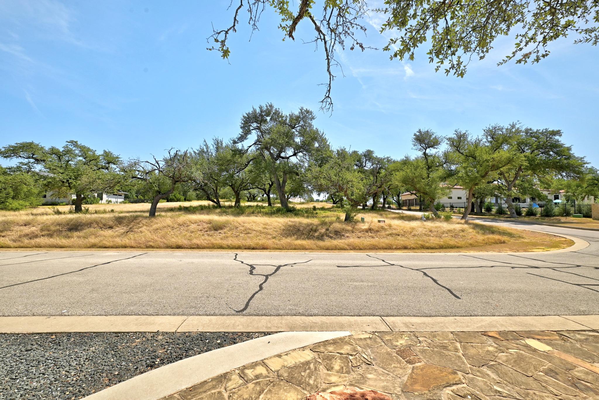 8417 Lakewood Ridge CV — photo 5