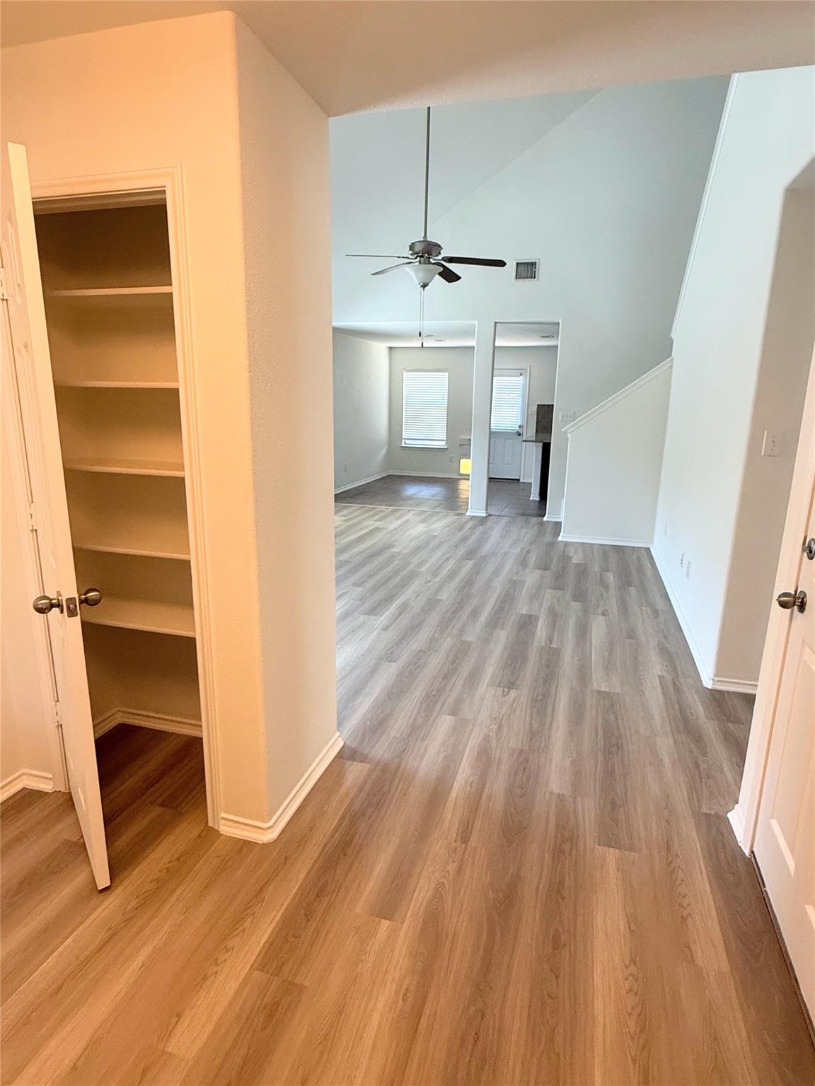 236 Falcon LN — photo 3