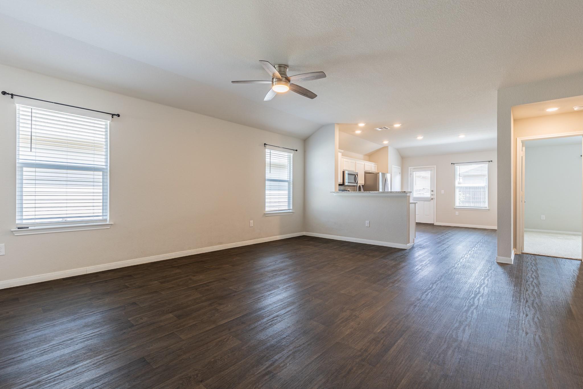 14007 Levy LN — photo 5