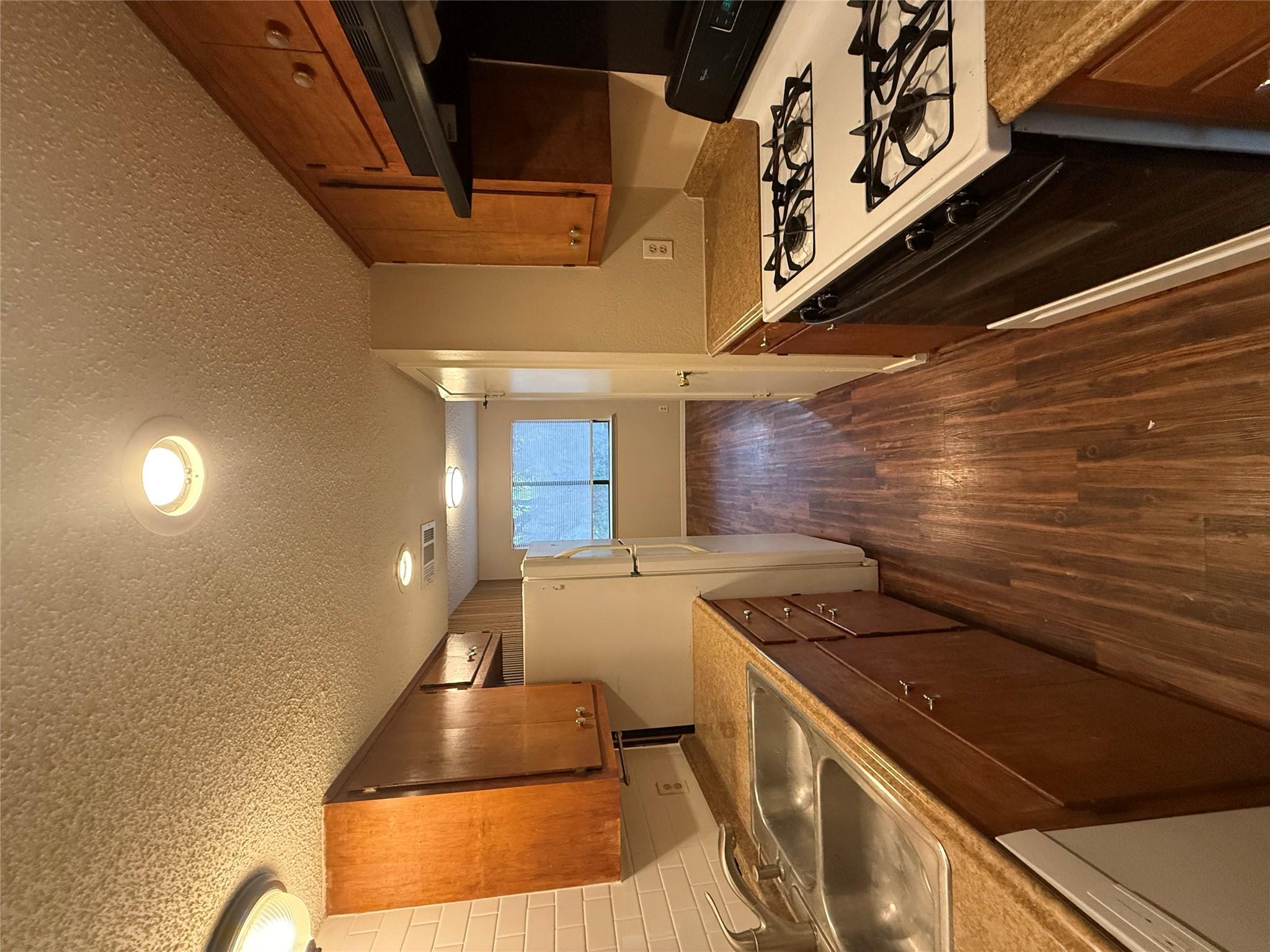 812 Ramble LN #A — photo 5