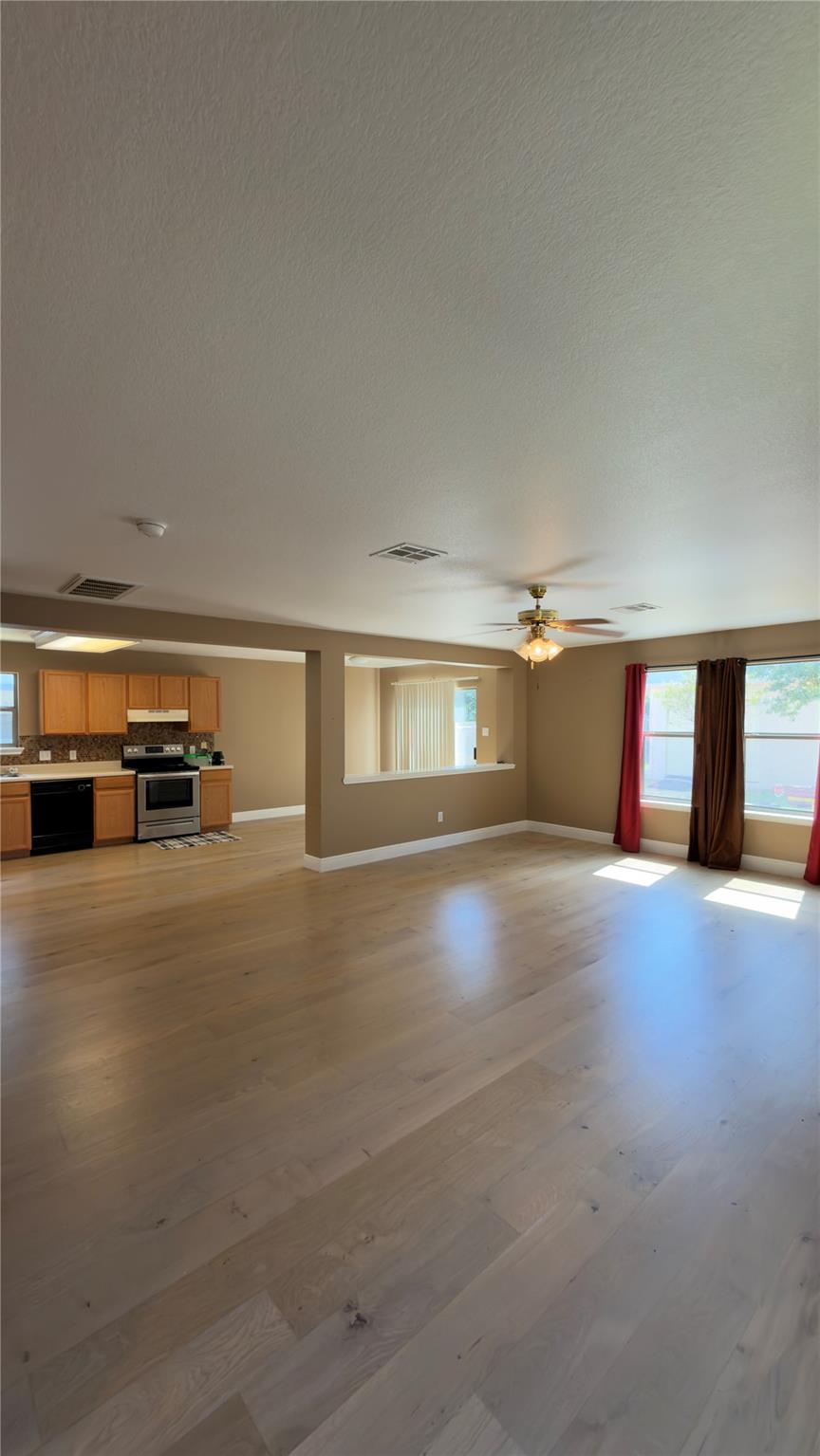 2318 McCook DR — photo 3