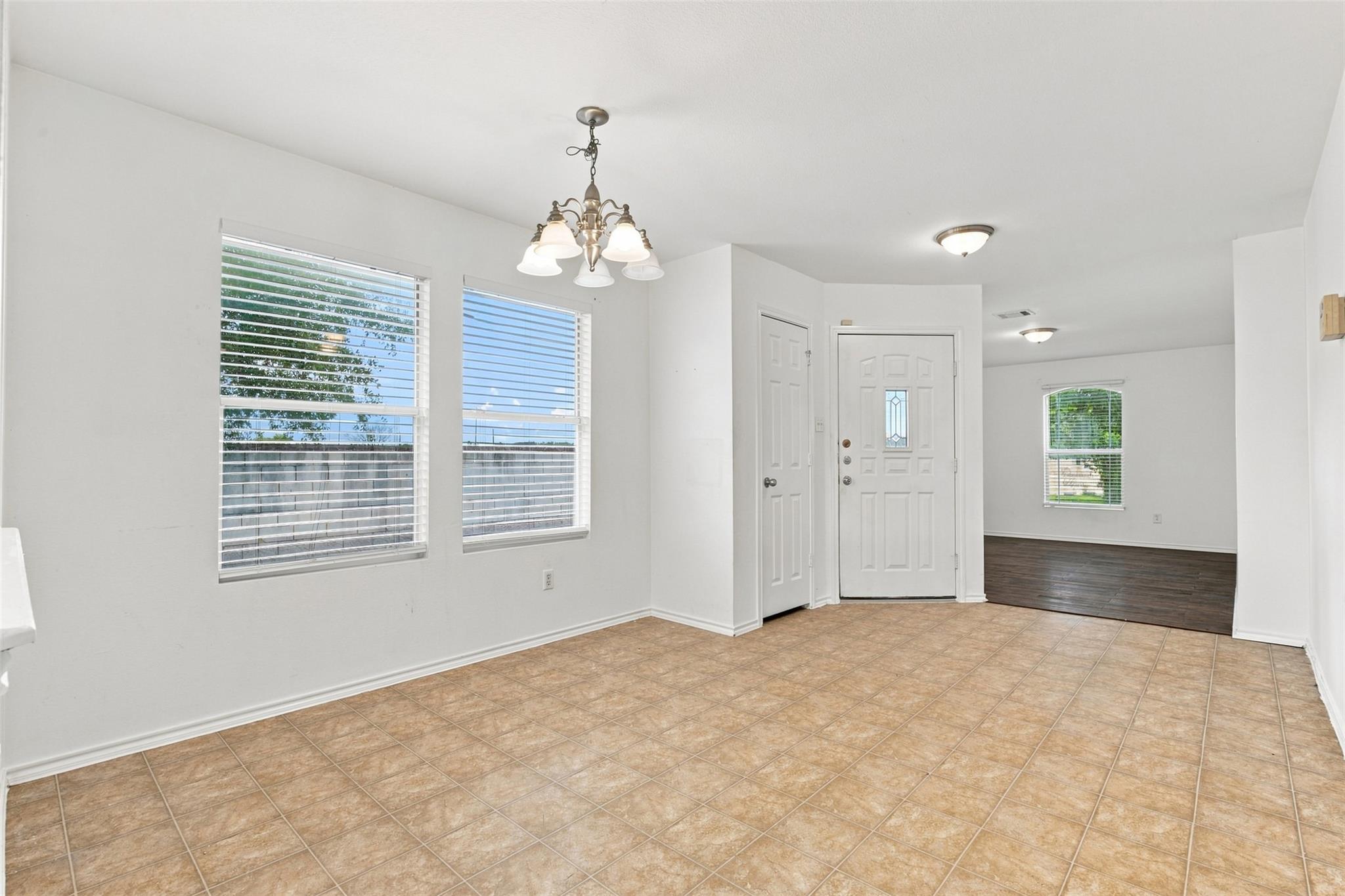 5708 Colinton Ave — photo 3