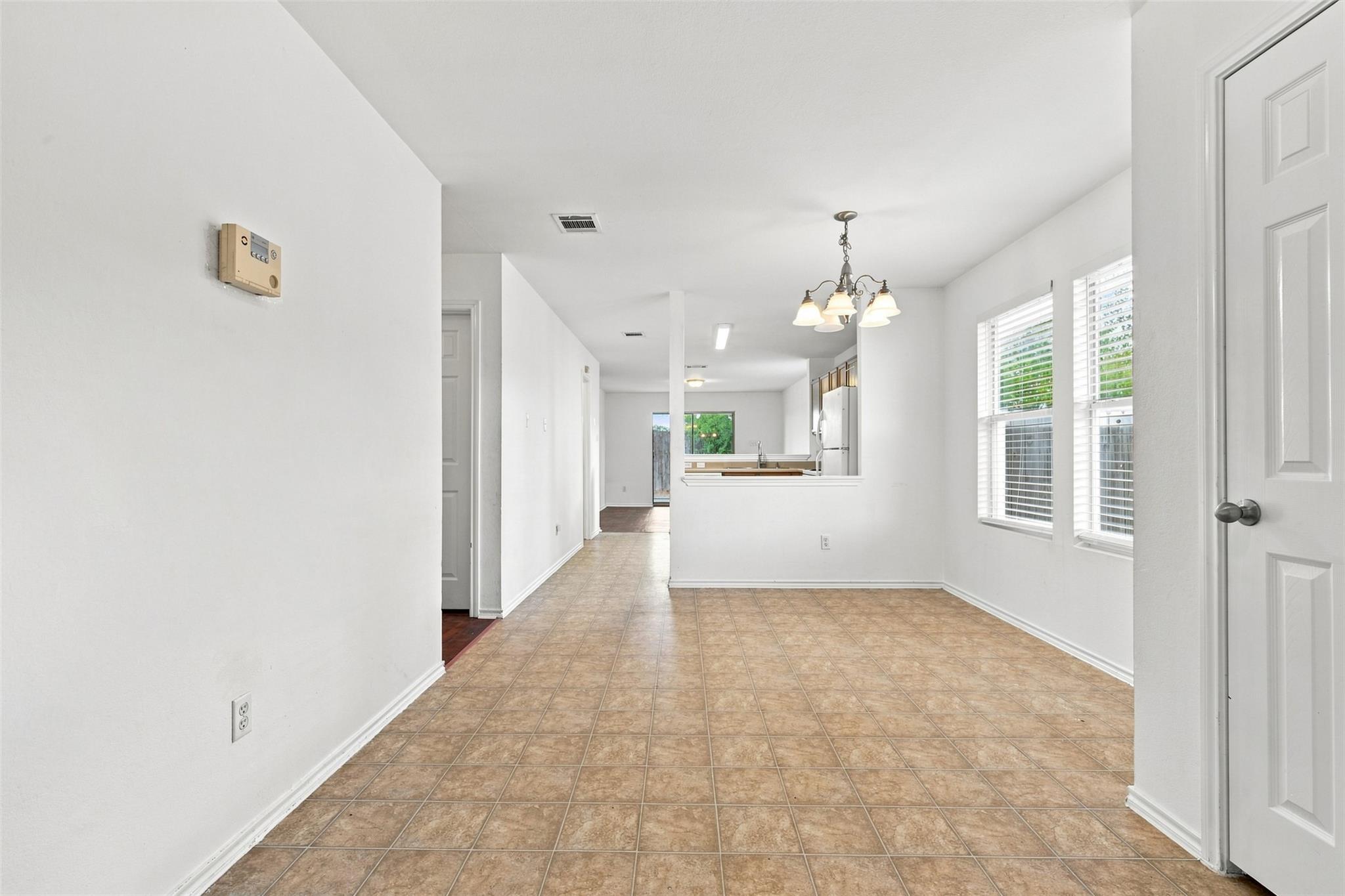 5708 Colinton Ave — photo 4