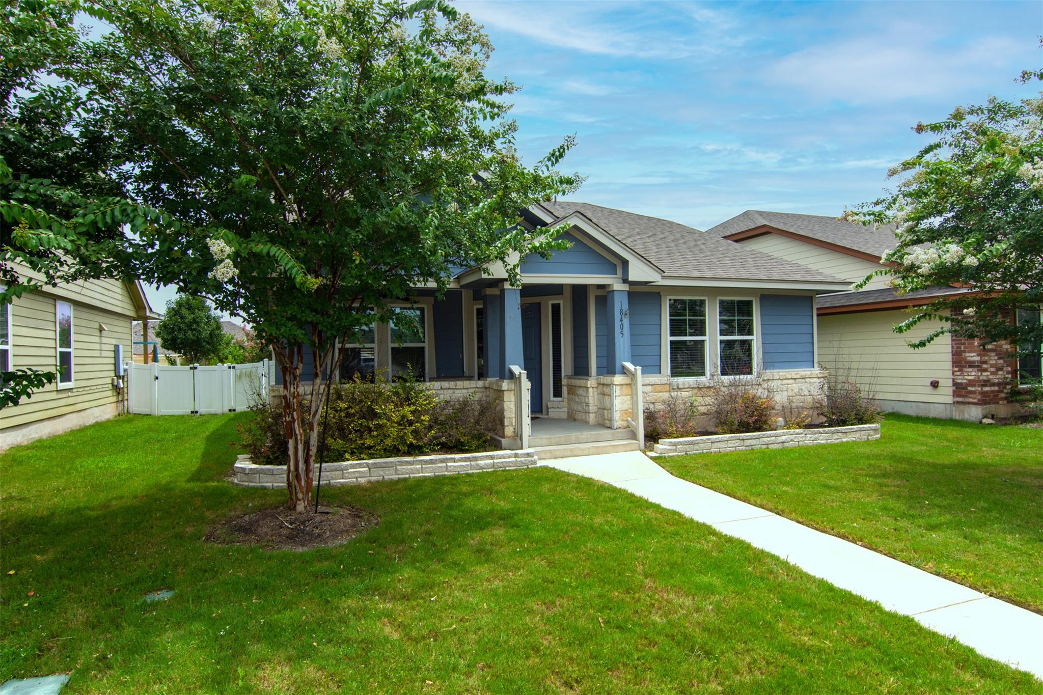 18405 Tall Grass Prairie DR — photo 4