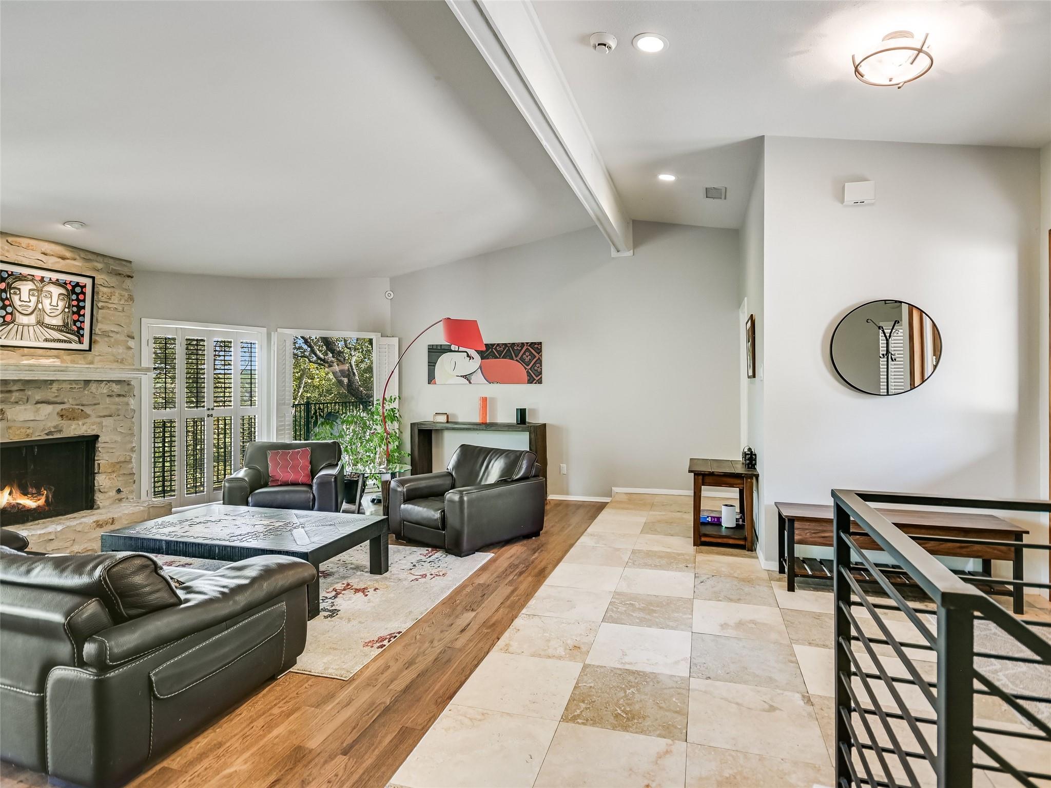 2207 Cypress PT — photo 5