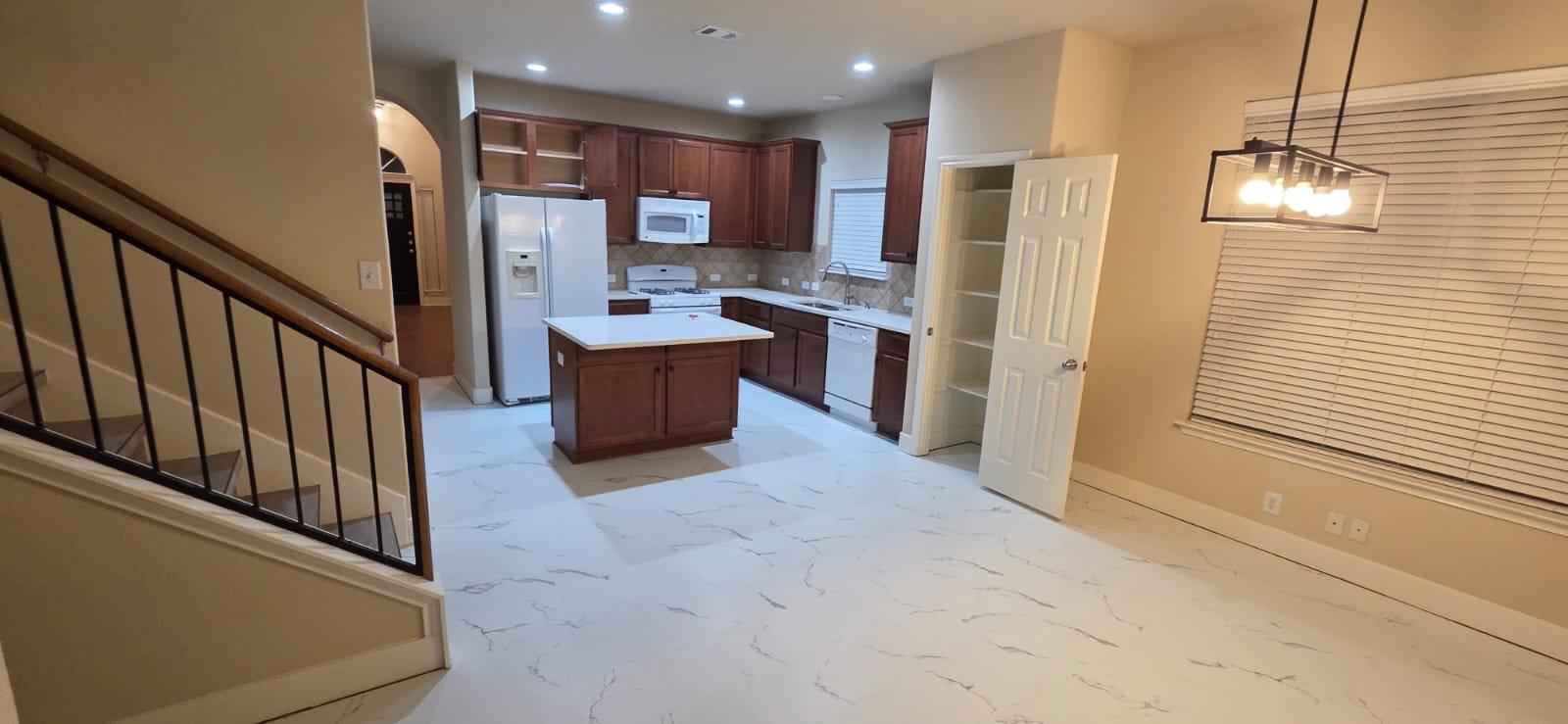 8600 Wood Stork DR #373 — photo 4