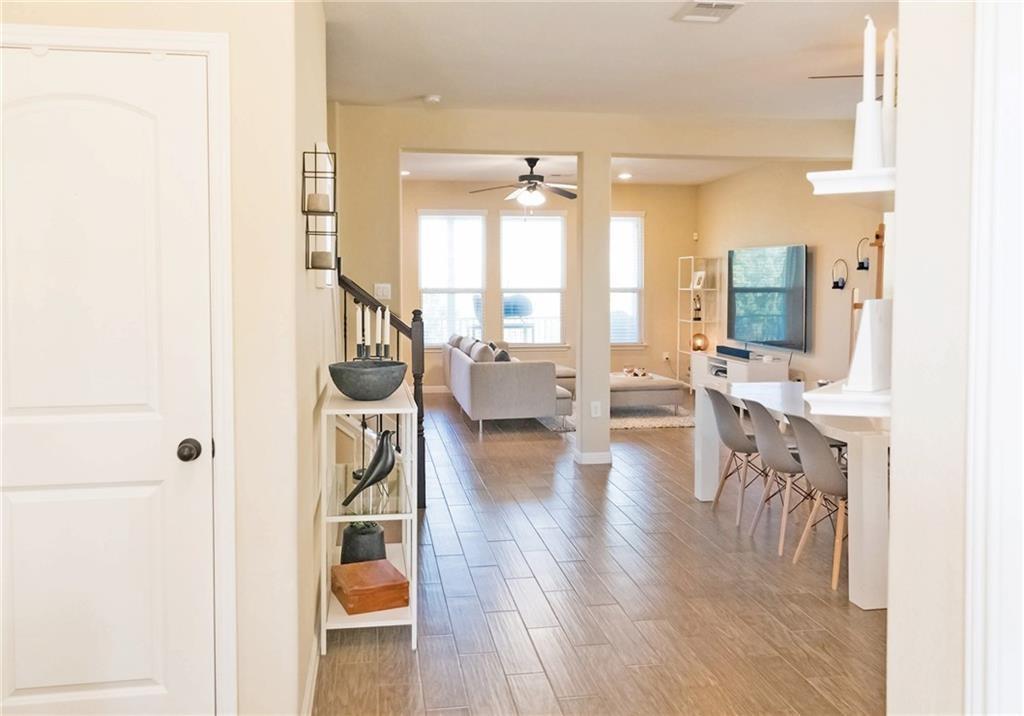 11504 Reading WAY — photo 4