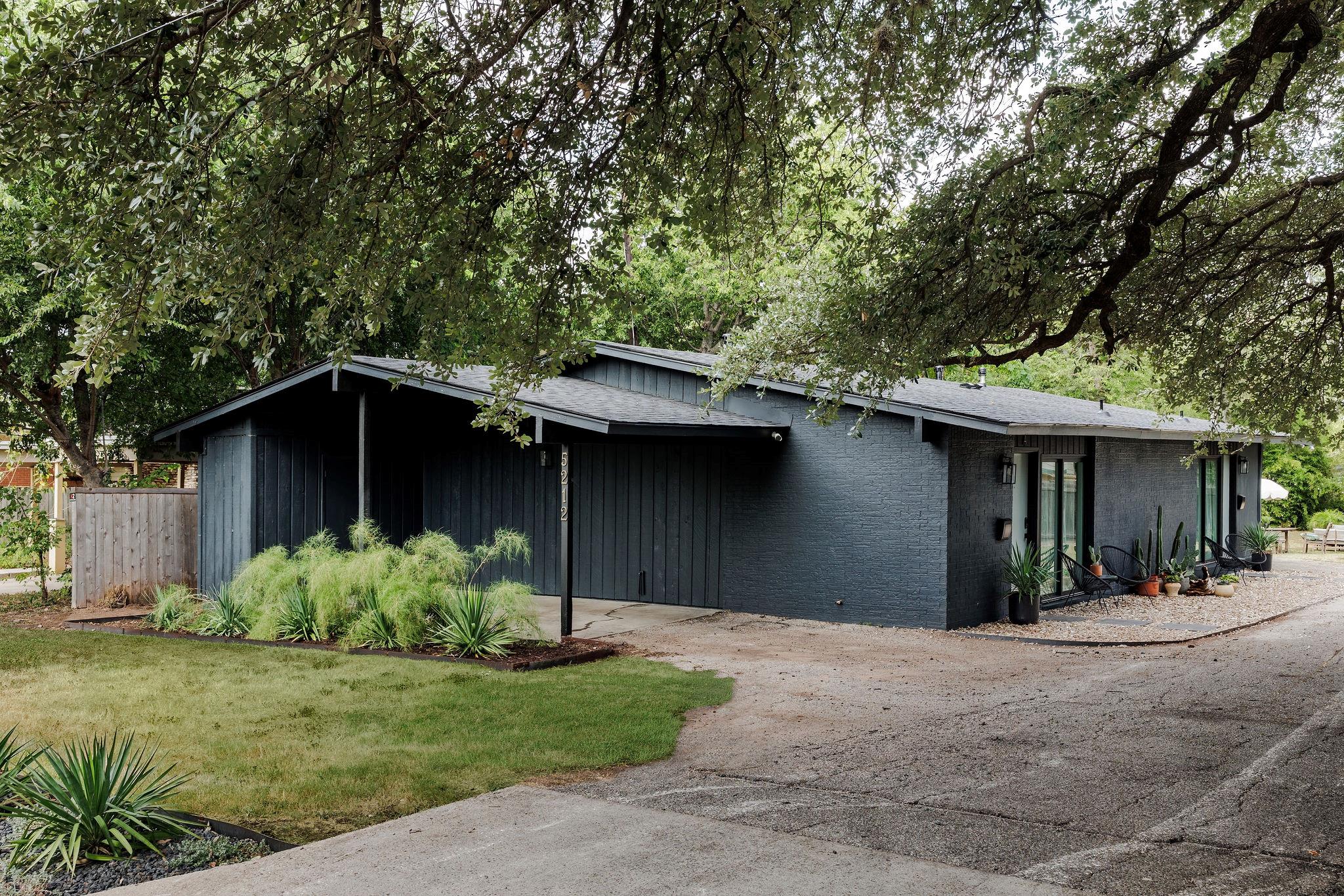 5212 Woodrow Ave