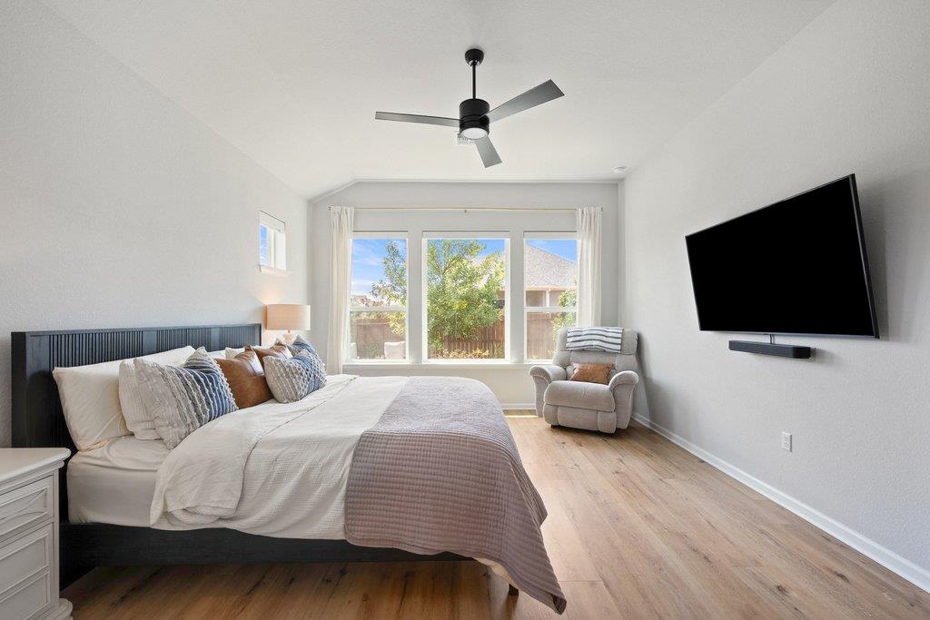 8324 Looksee LN — photo 3