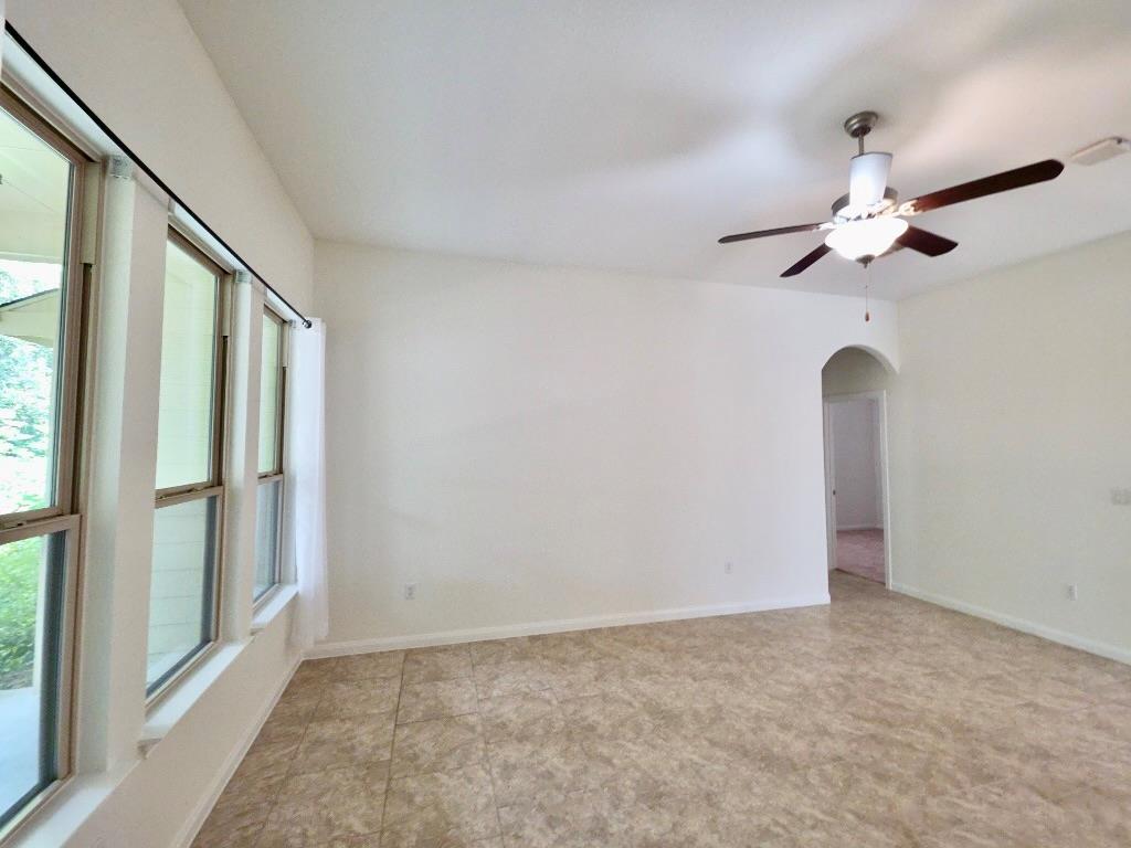 615 Linares LN — photo 5