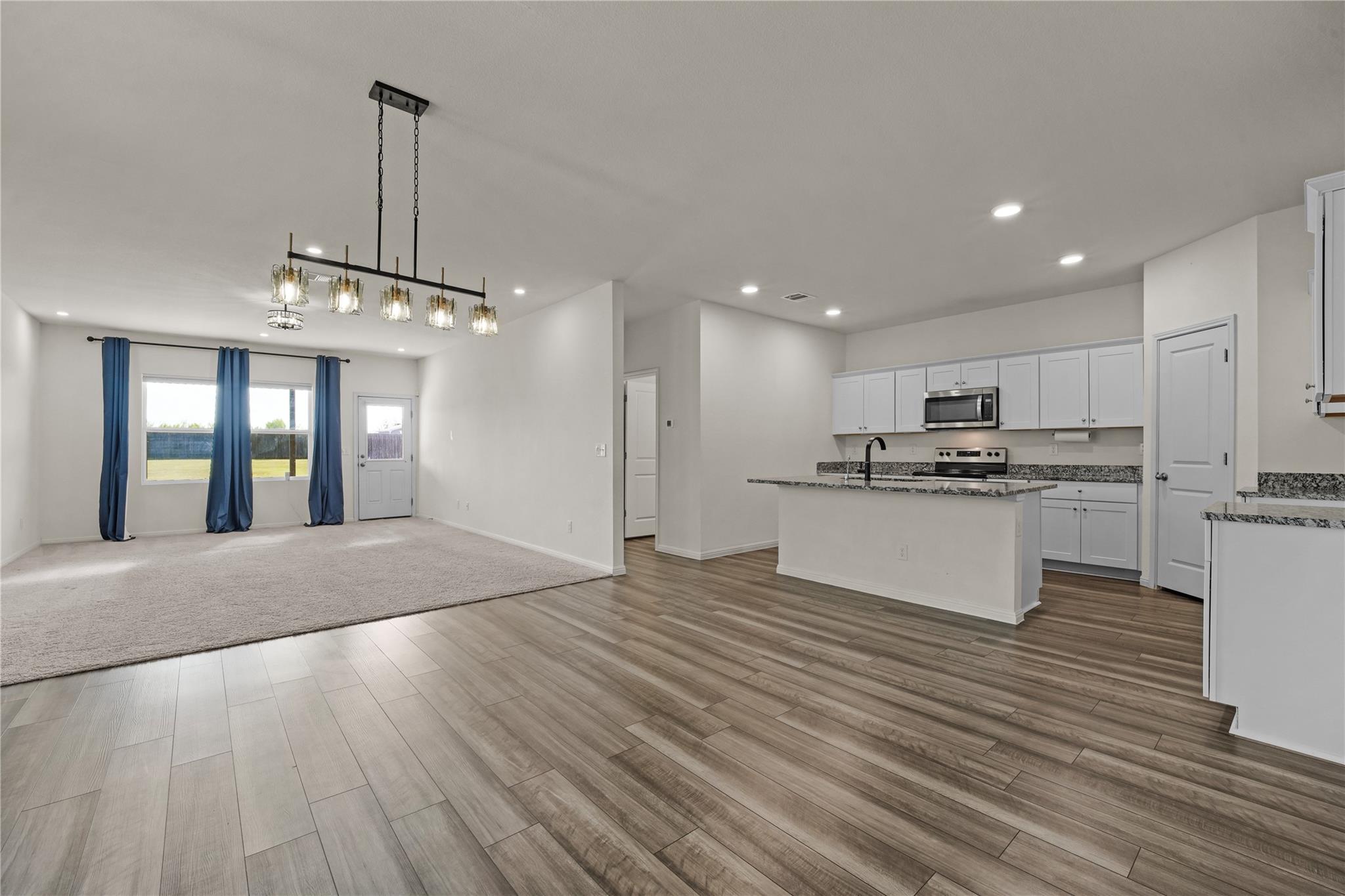 305 Red Fish LN — photo 5