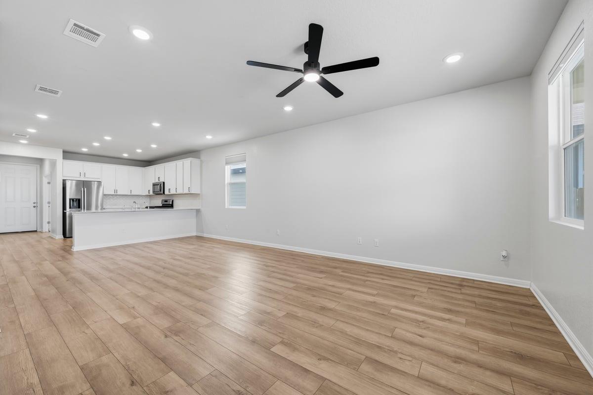 727 Gray Fox LOOP — photo 3
