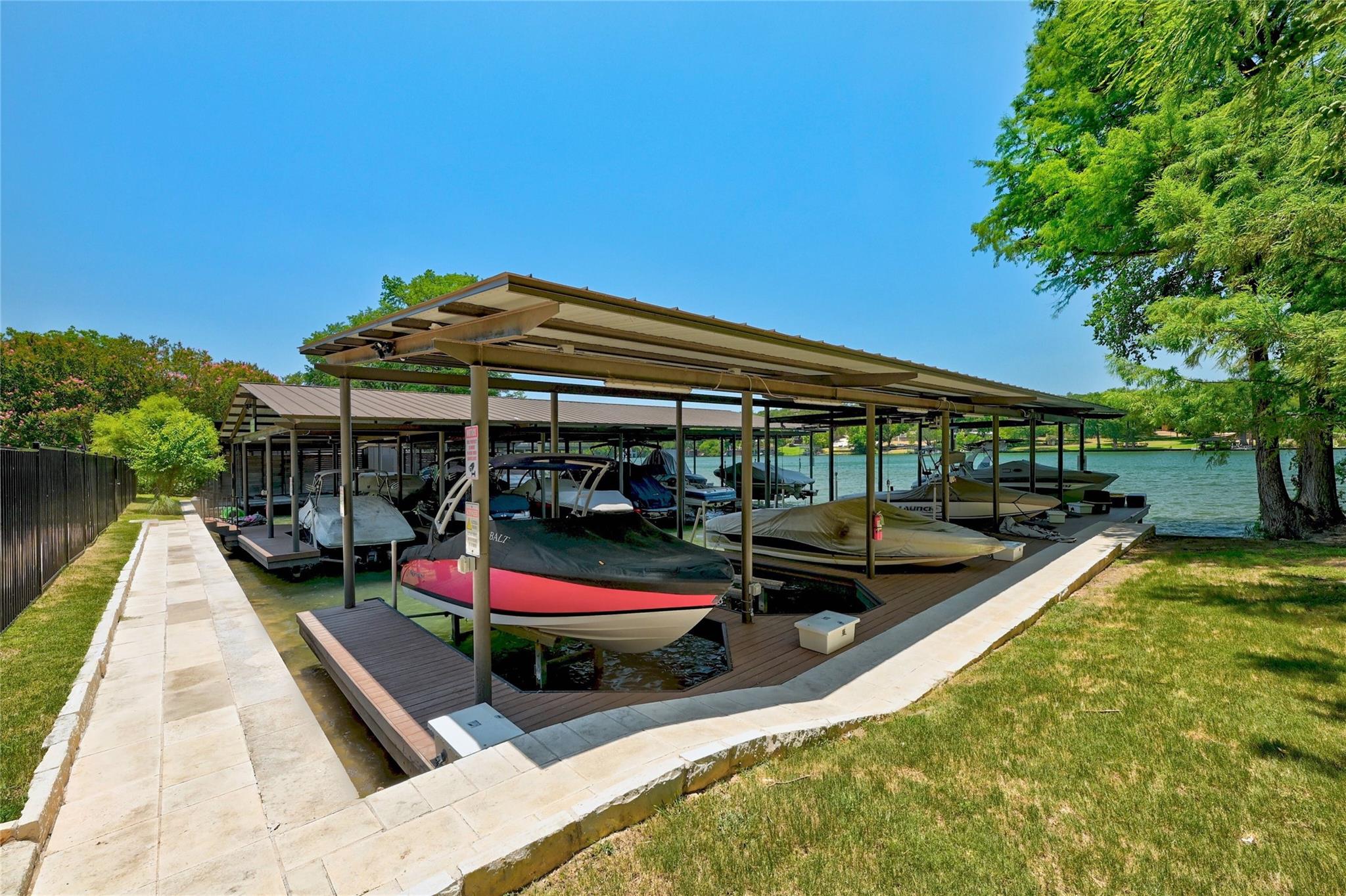 3800 Rivercrest DR