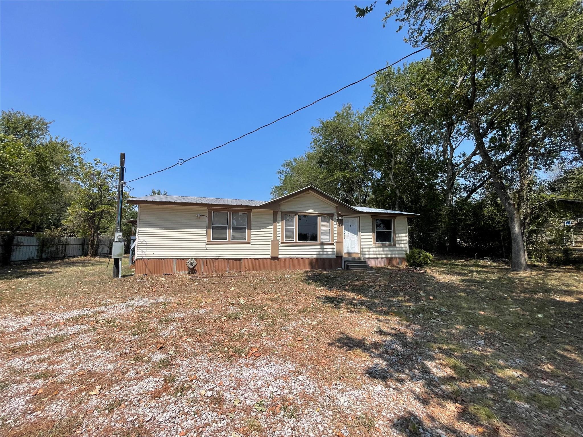 262 Highway 290 — photo 3