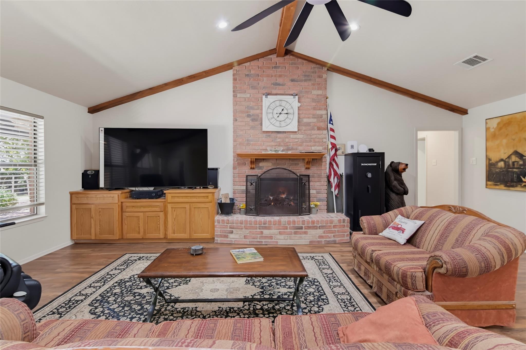 1223 Old Homestead — photo 3