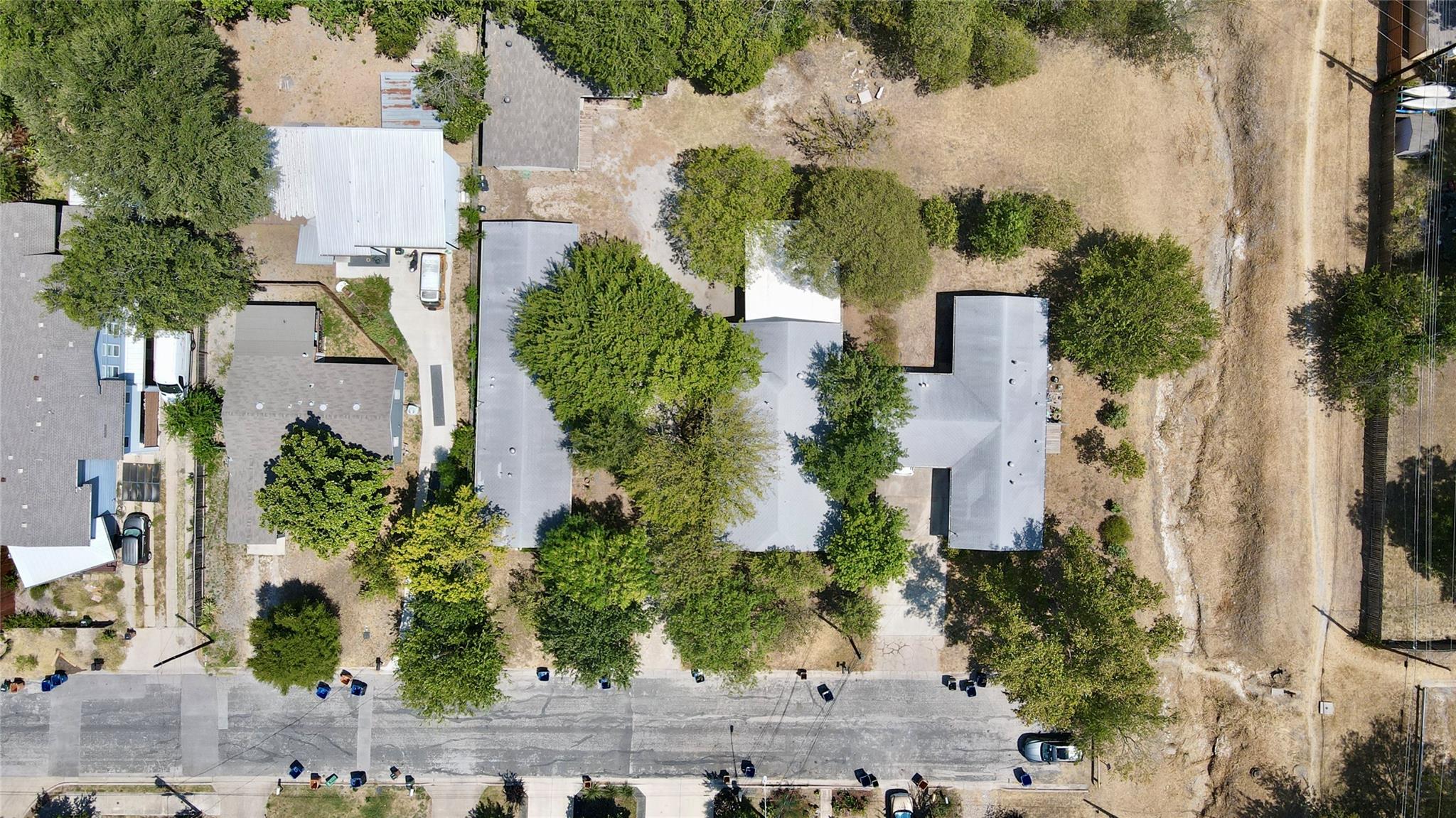 400 Swanee DR — photo 5