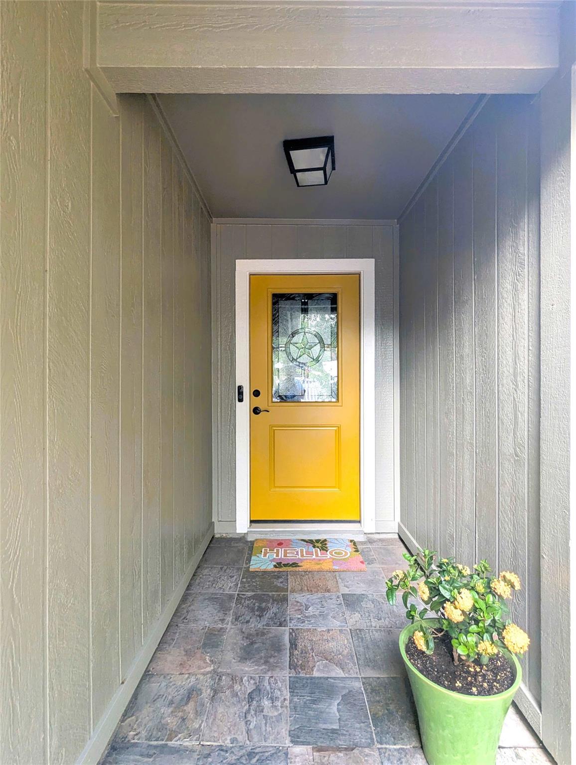 2423 Village WALK