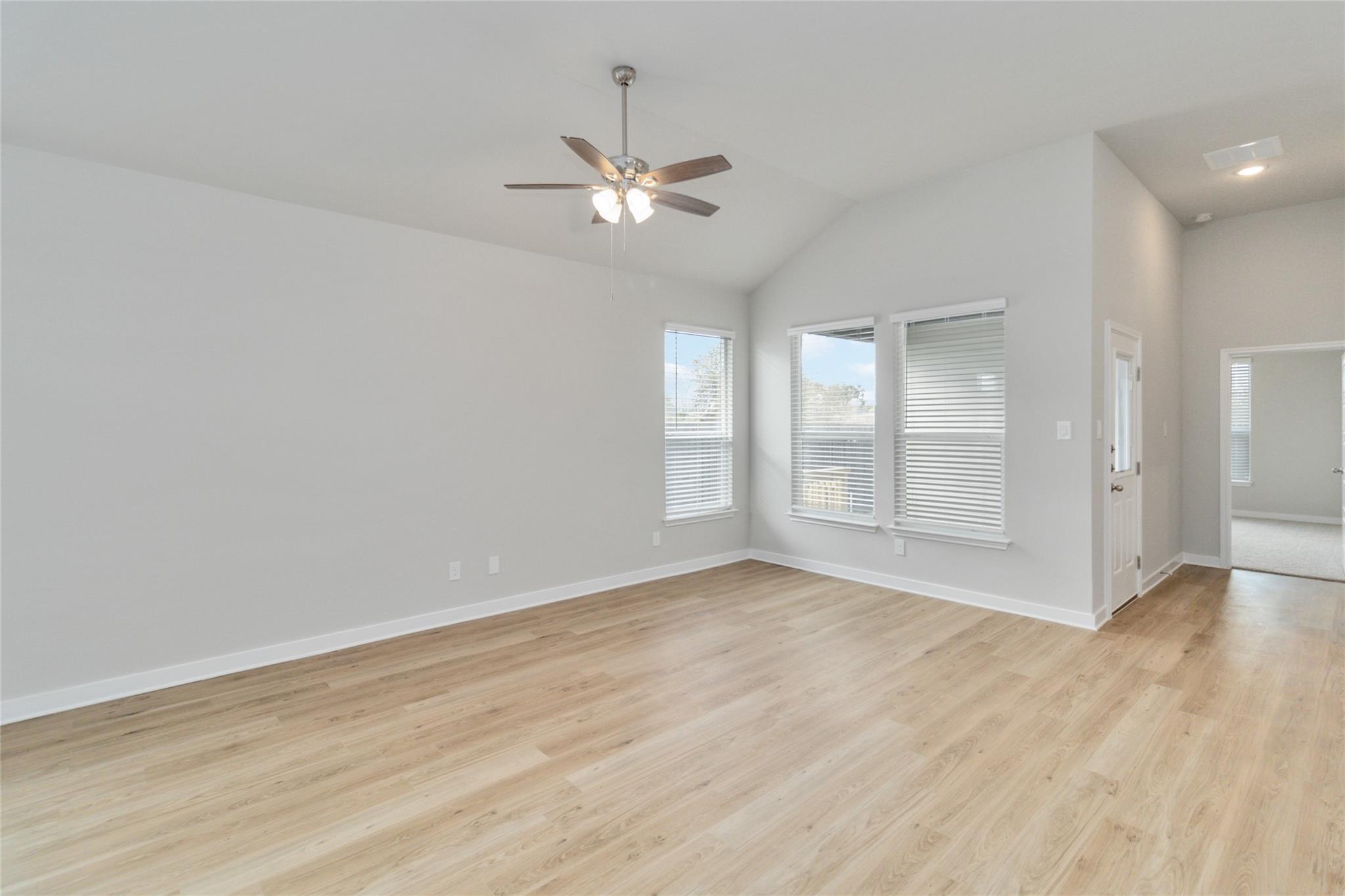 1020 Staglin ST #A — photo 5