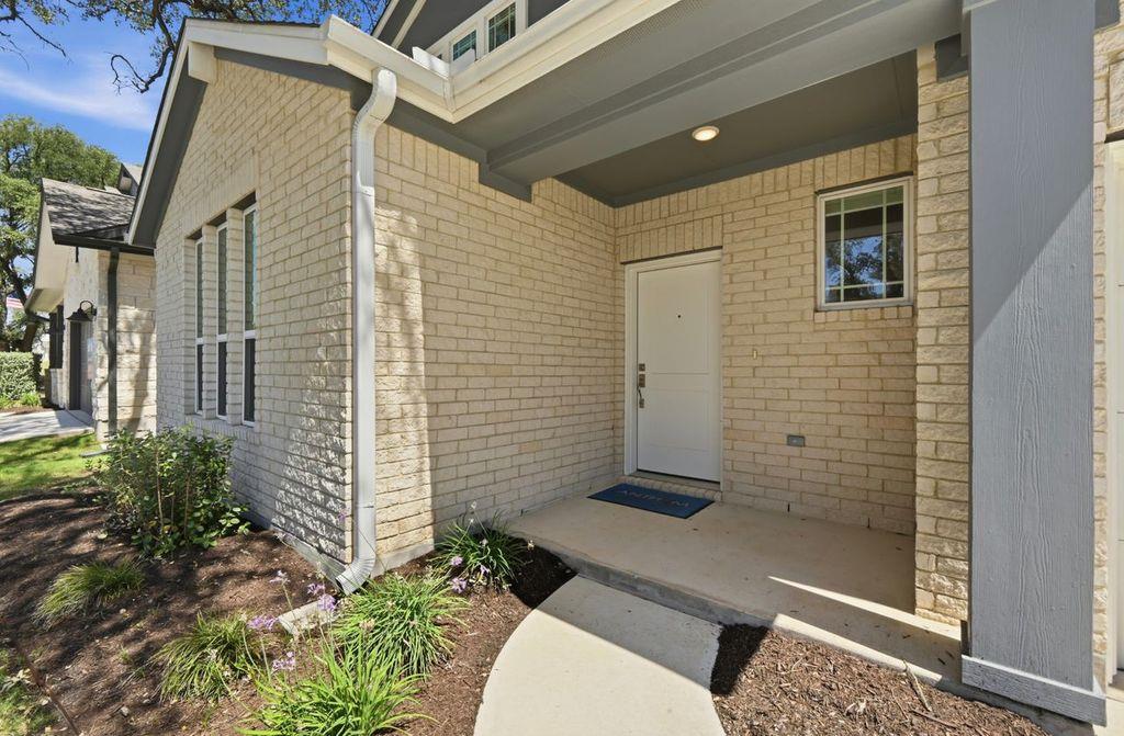 237 Reveille DR — photo 4