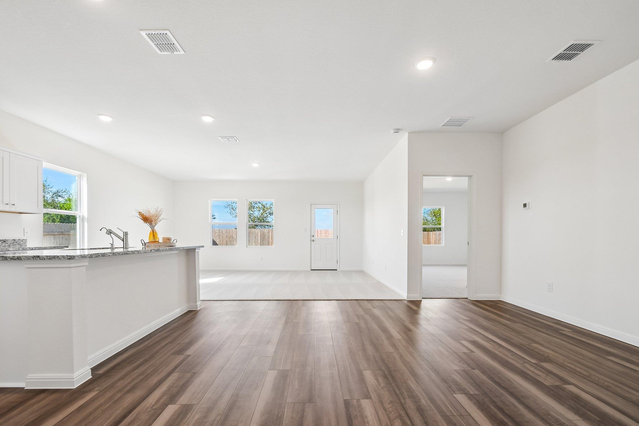 1305 Morris LOOP — photo 5