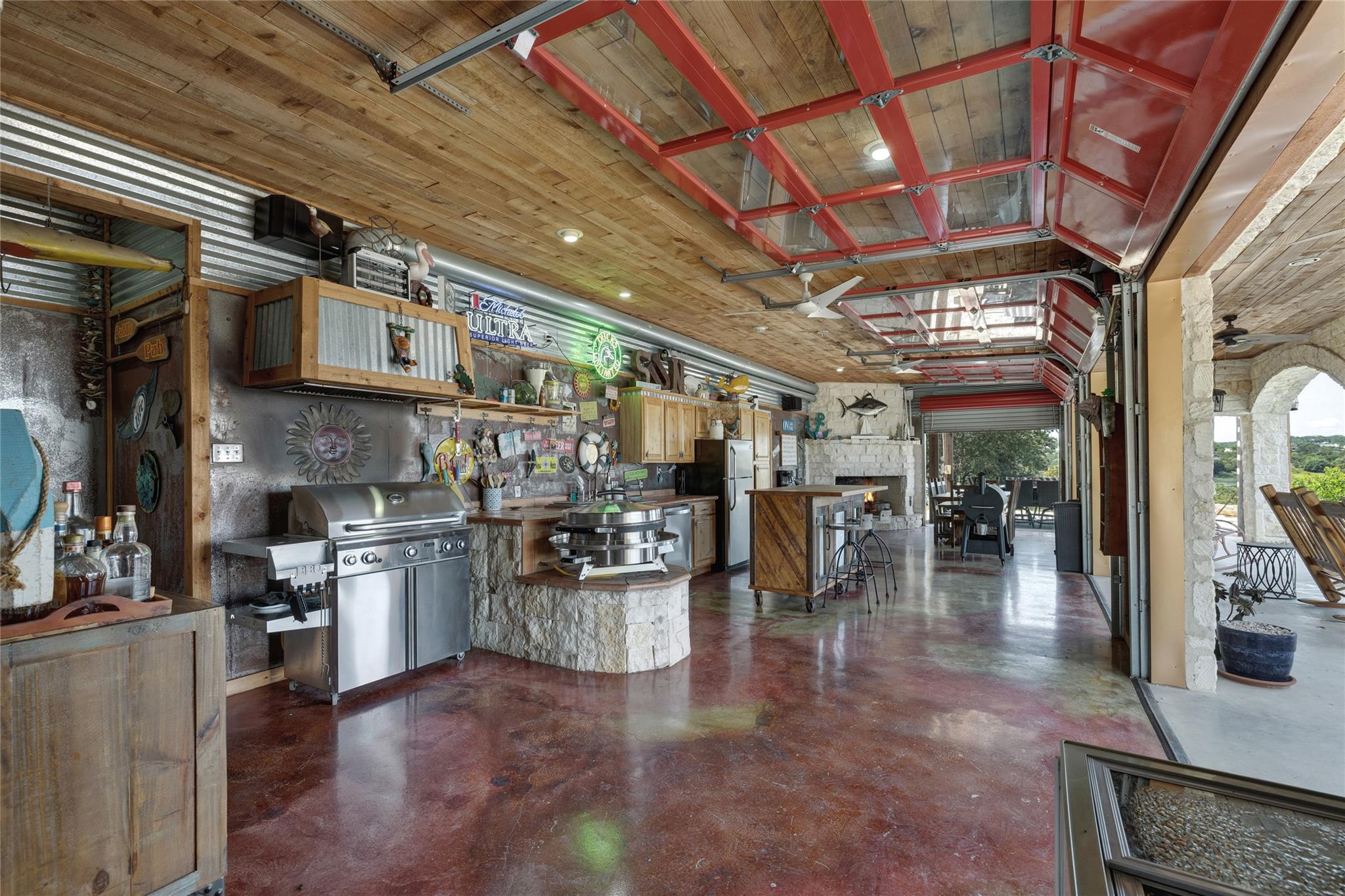 2611 WESTVIEW DR — photo 5