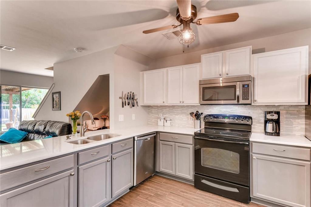 10505 Garbacz DR — photo 4