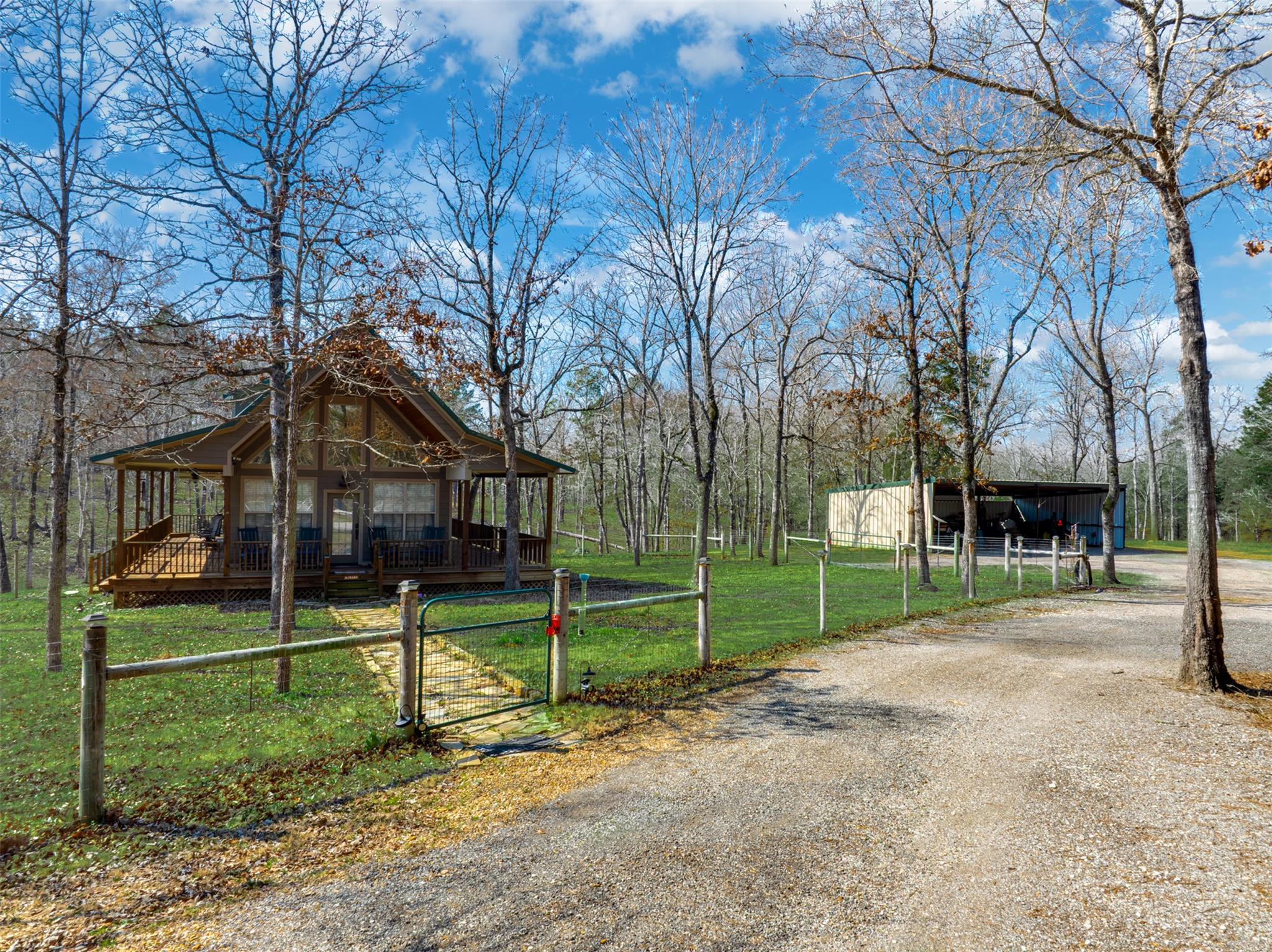 8779 Fm 768 — photo 3