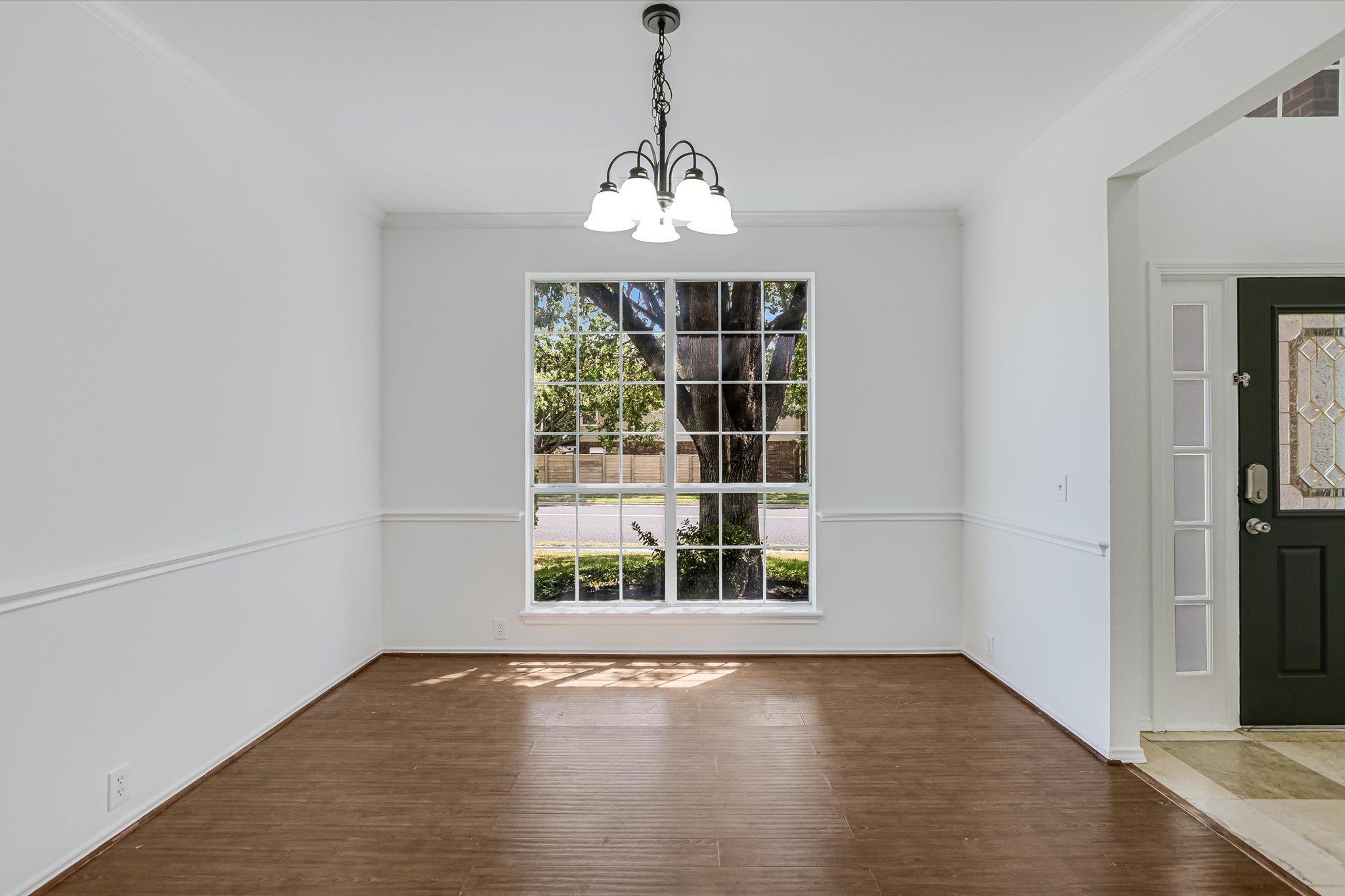 2103 Kimra LN — photo 3