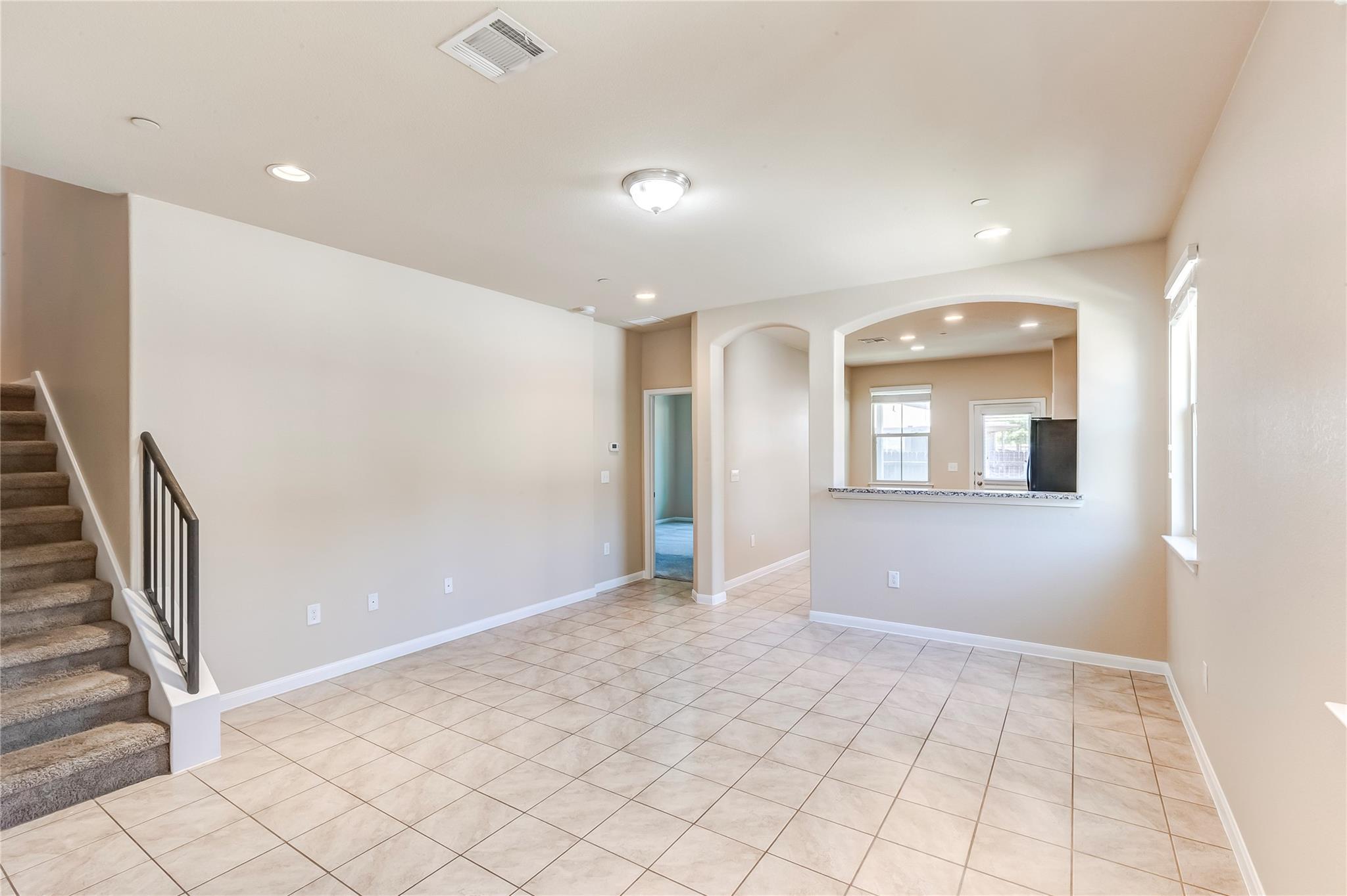 2880 Donnell DR #1704 — photo 5