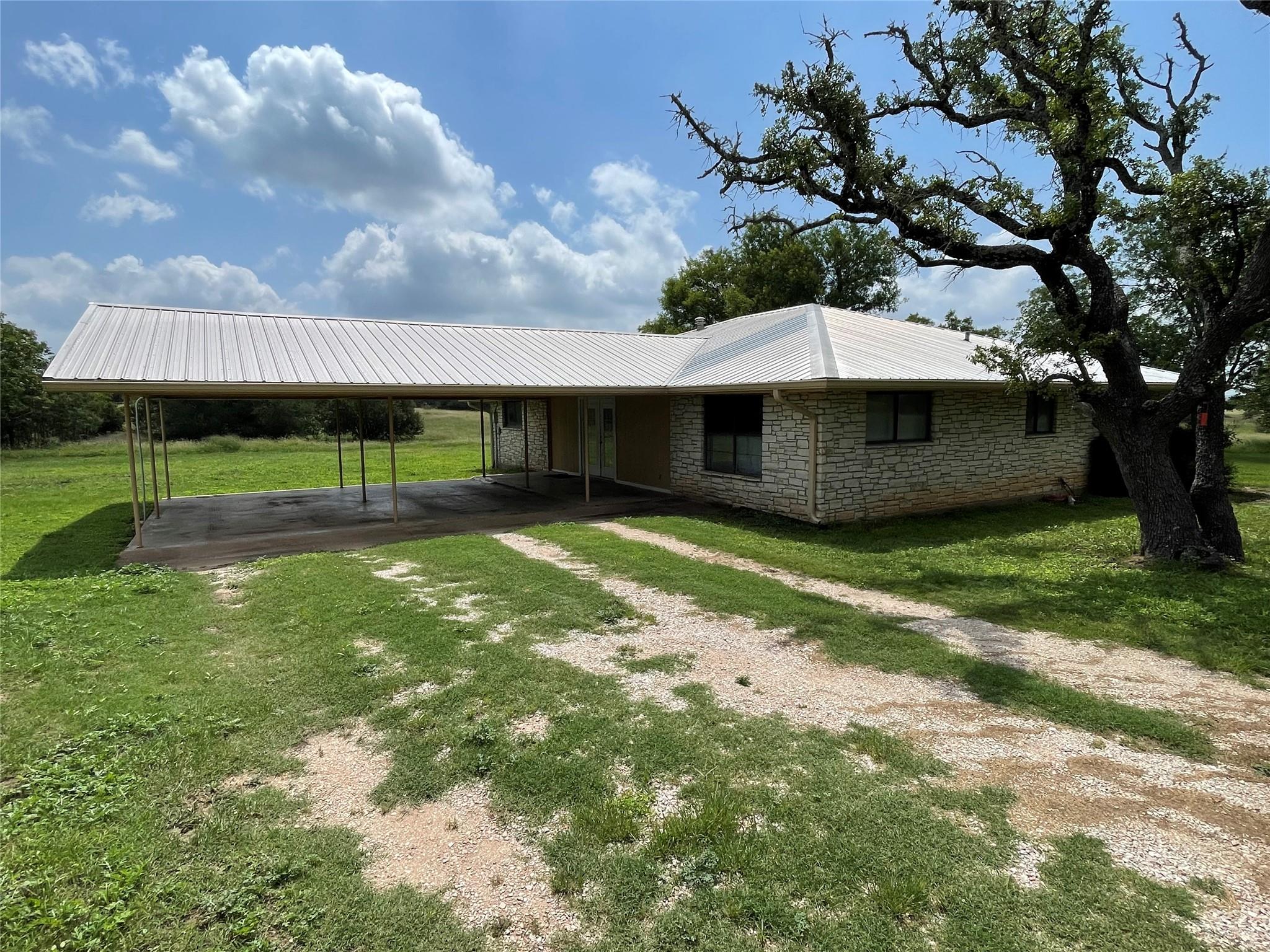 1435 County Road 108 — photo 3