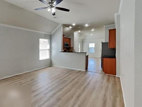 5833 Zachary Scott ST — photo 3