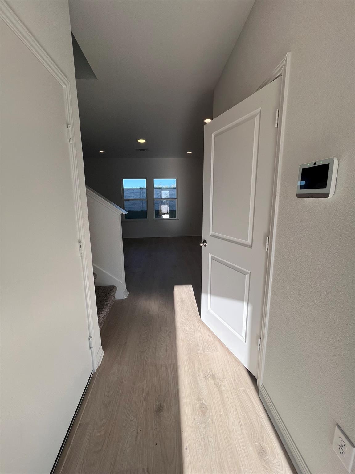 417 Lake Sweetwater LN — photo 5