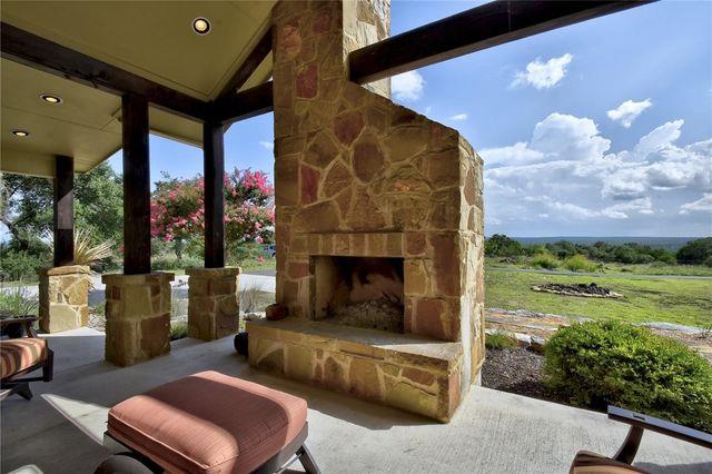 633 Trails End RD — photo 3
